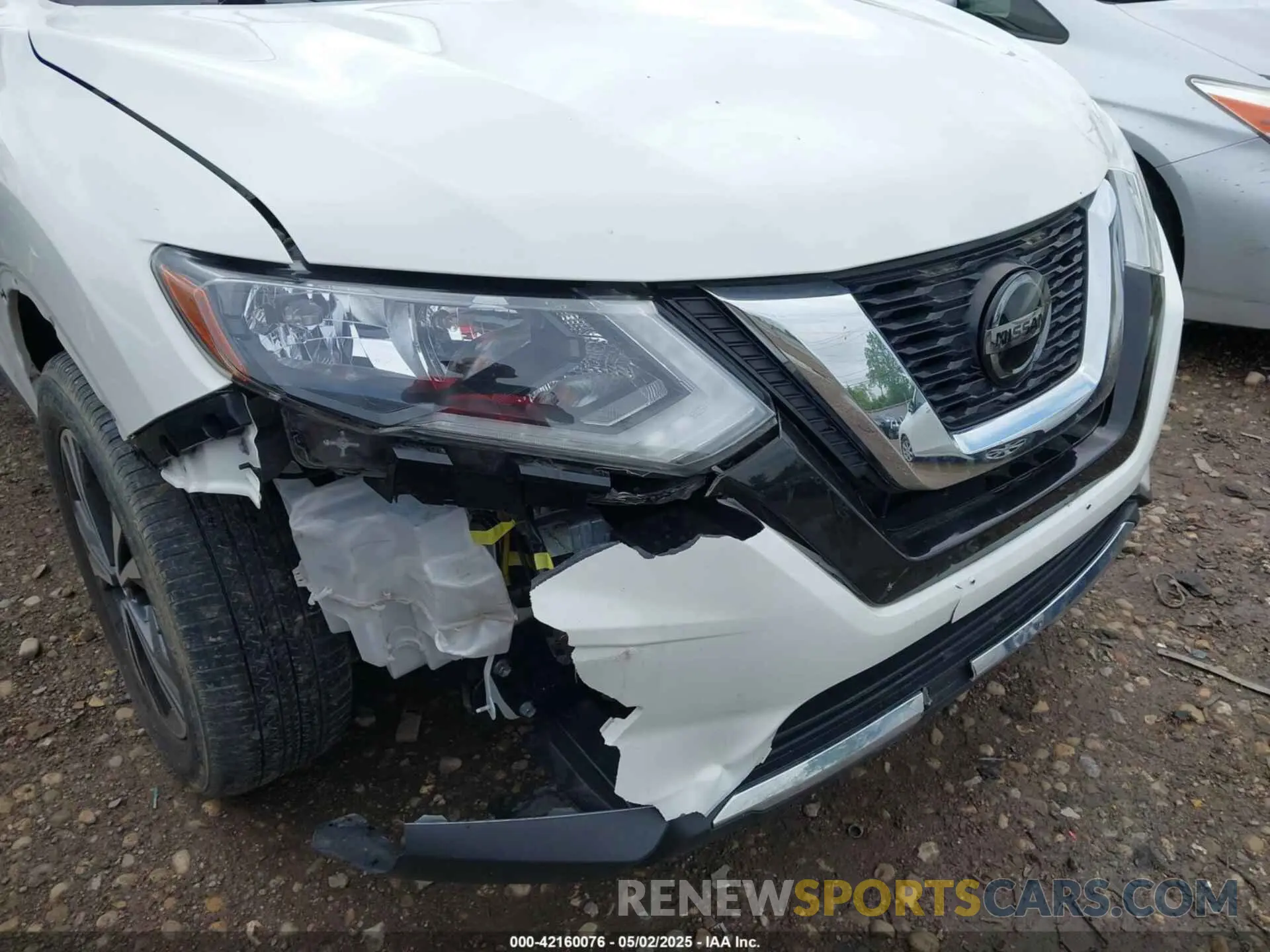 6 Photograph of a damaged car JN8AT2MV4KW380591 NISSAN ROGUE 2019