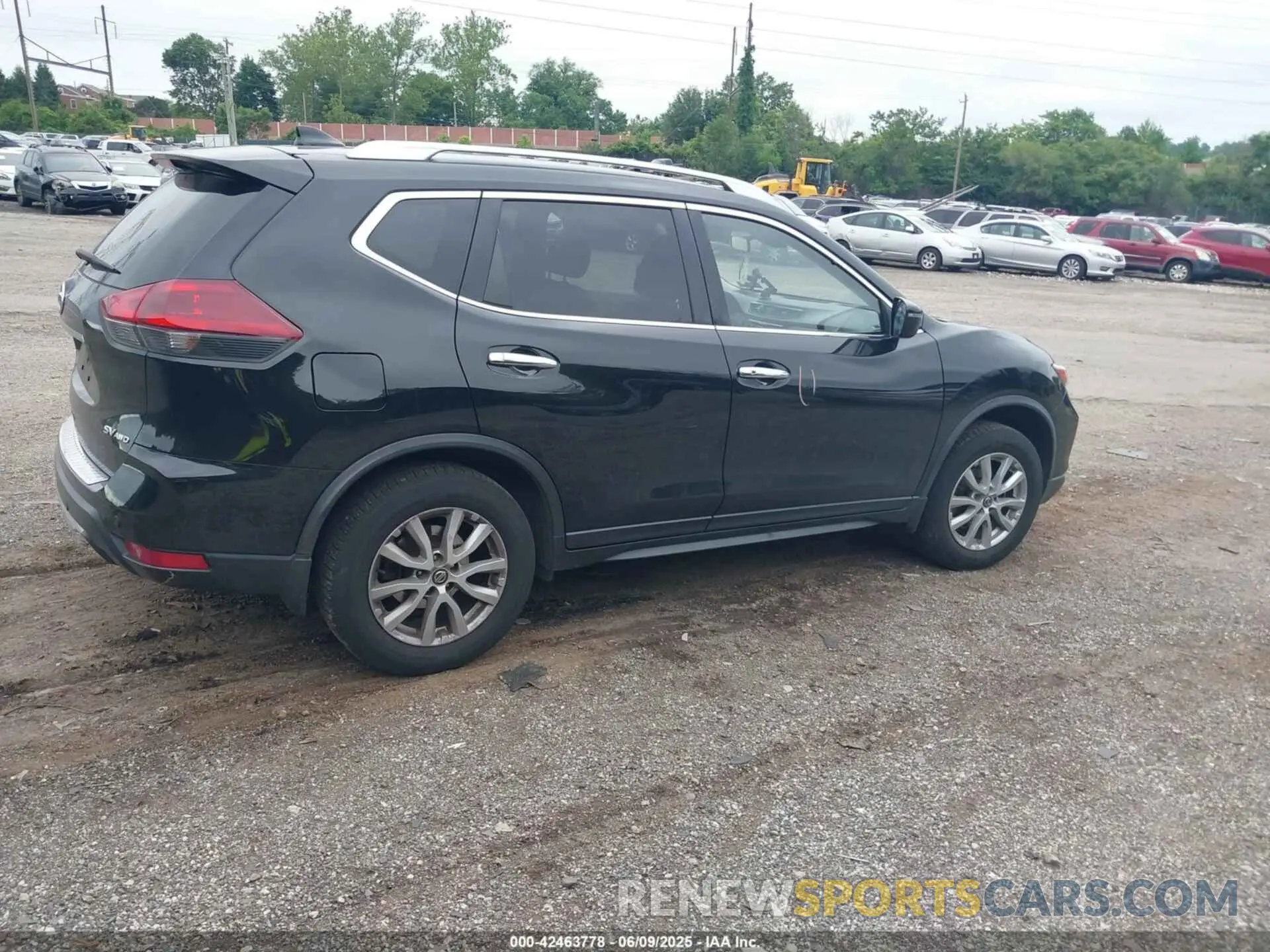 4 Photograph of a damaged car JN8AT2MV4KW392935 NISSAN ROGUE 2019