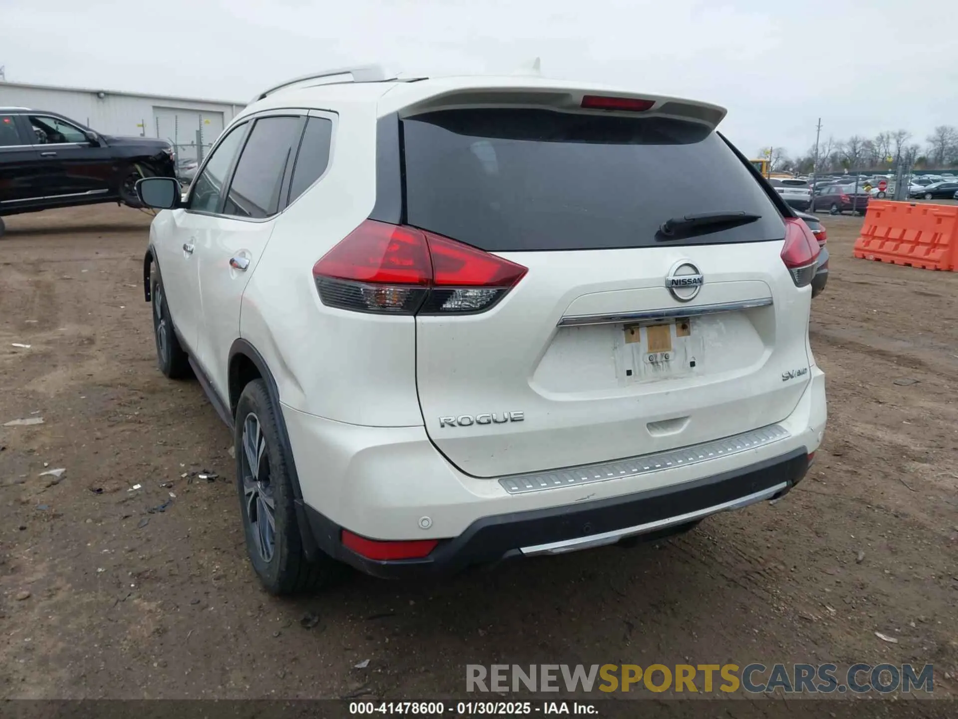 3 Photograph of a damaged car JN8AT2MV4KW398248 NISSAN ROGUE 2019