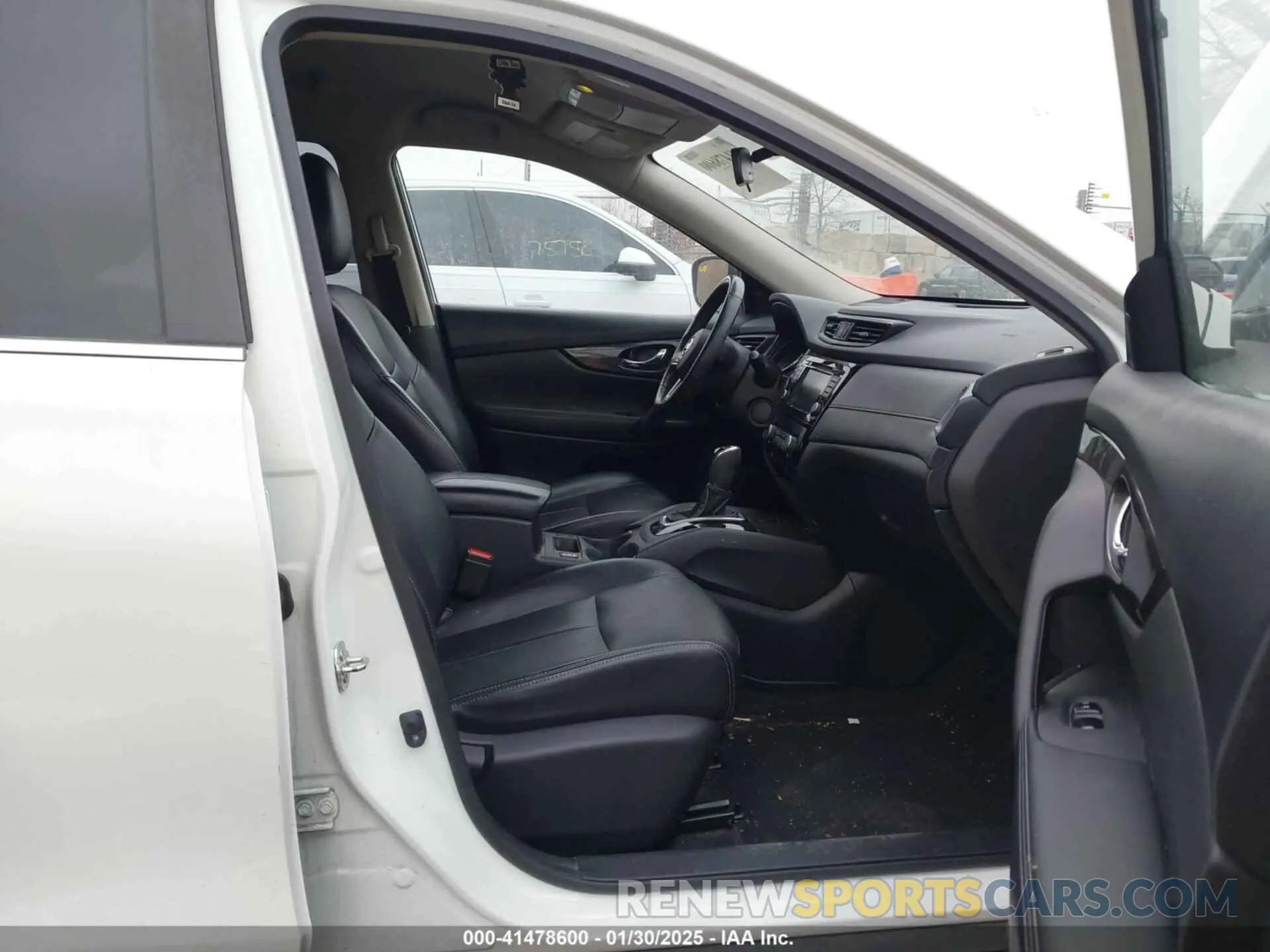 5 Photograph of a damaged car JN8AT2MV4KW398248 NISSAN ROGUE 2019