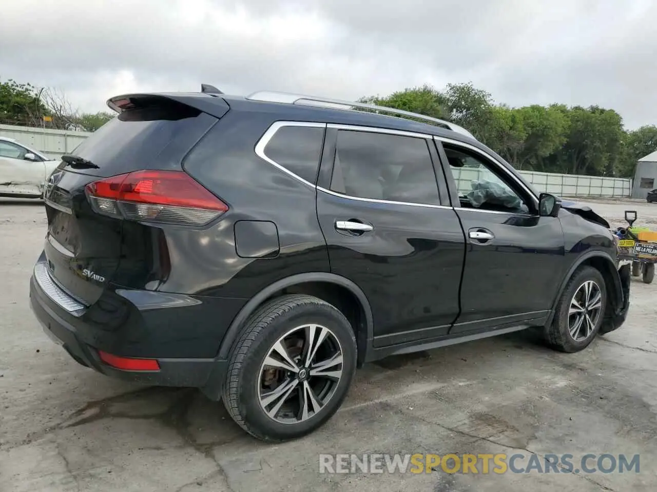 3 Photograph of a damaged car JN8AT2MV5KW380275 NISSAN ROGUE 2019