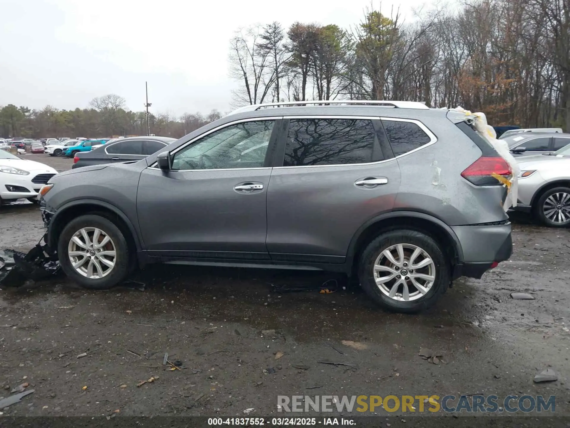 14 Photograph of a damaged car JN8AT2MV5KW382835 NISSAN ROGUE 2019