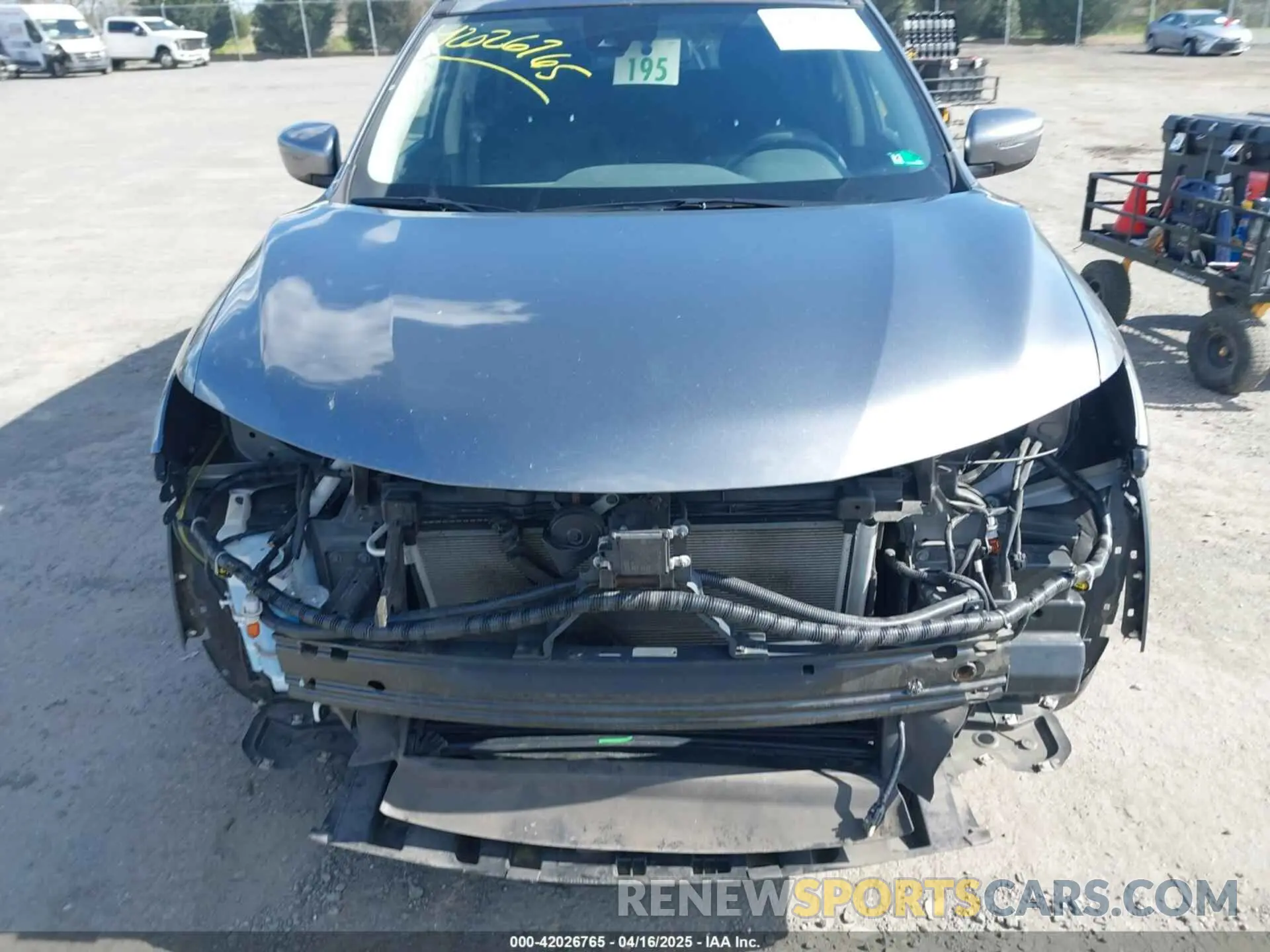 13 Photograph of a damaged car JN8AT2MV5KW389574 NISSAN ROGUE 2019