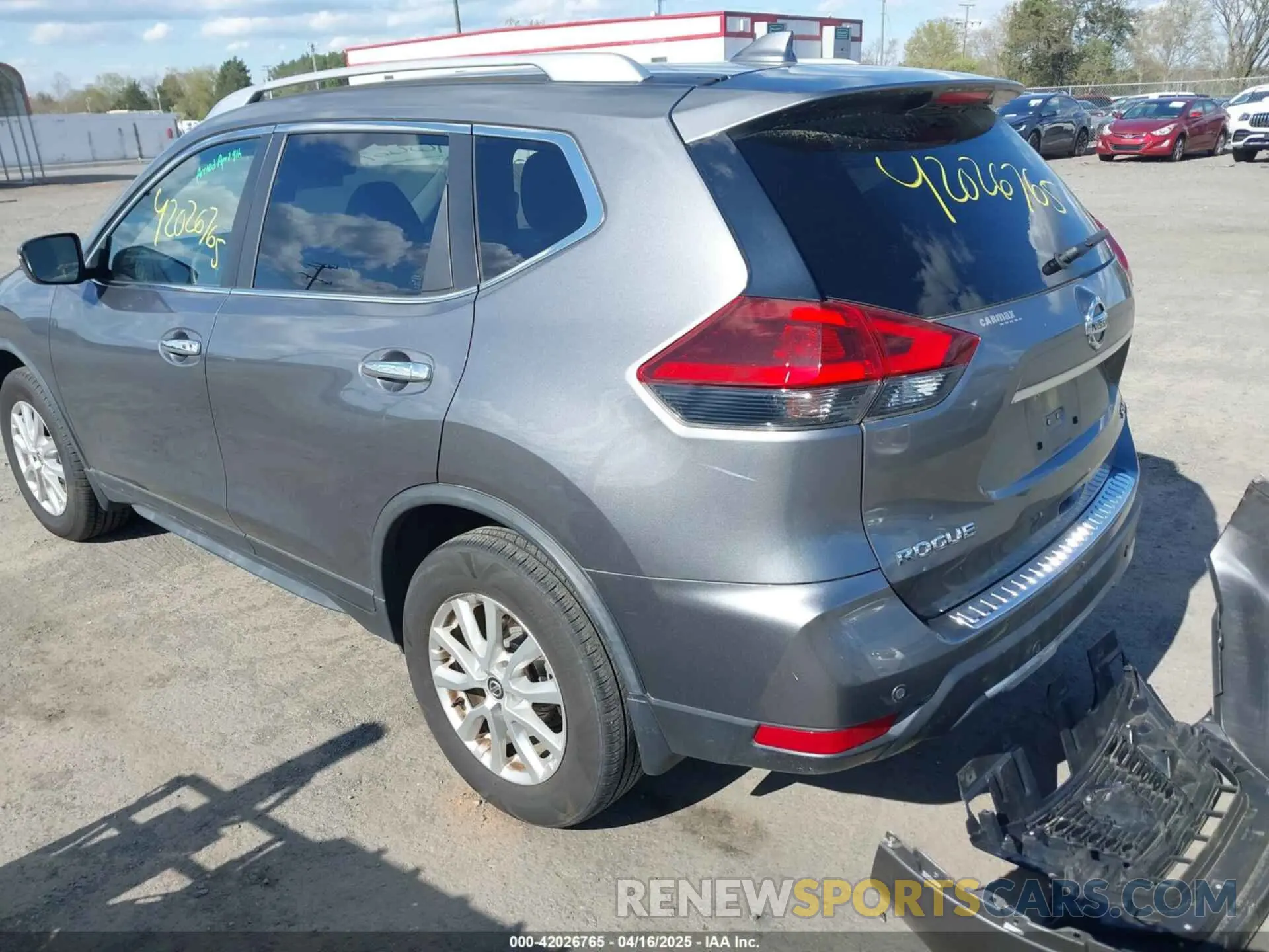 3 Photograph of a damaged car JN8AT2MV5KW389574 NISSAN ROGUE 2019