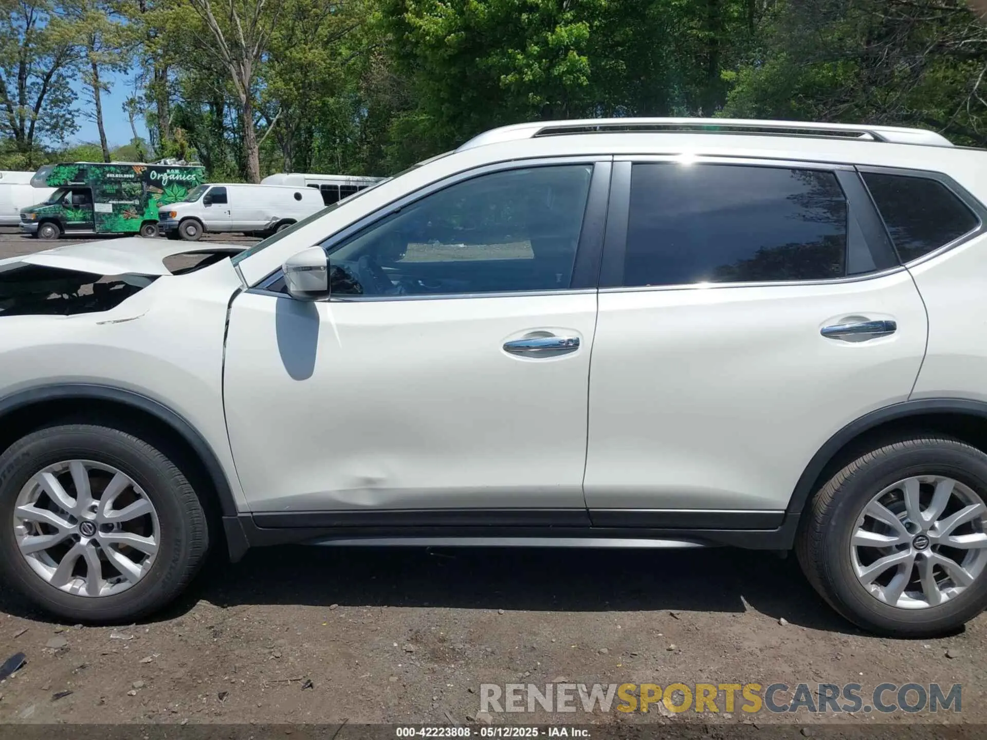 14 Photograph of a damaged car JN8AT2MV6KW376073 NISSAN ROGUE 2019
