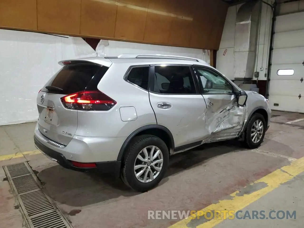 3 Photograph of a damaged car JN8AT2MV6KW376915 NISSAN ROGUE 2019