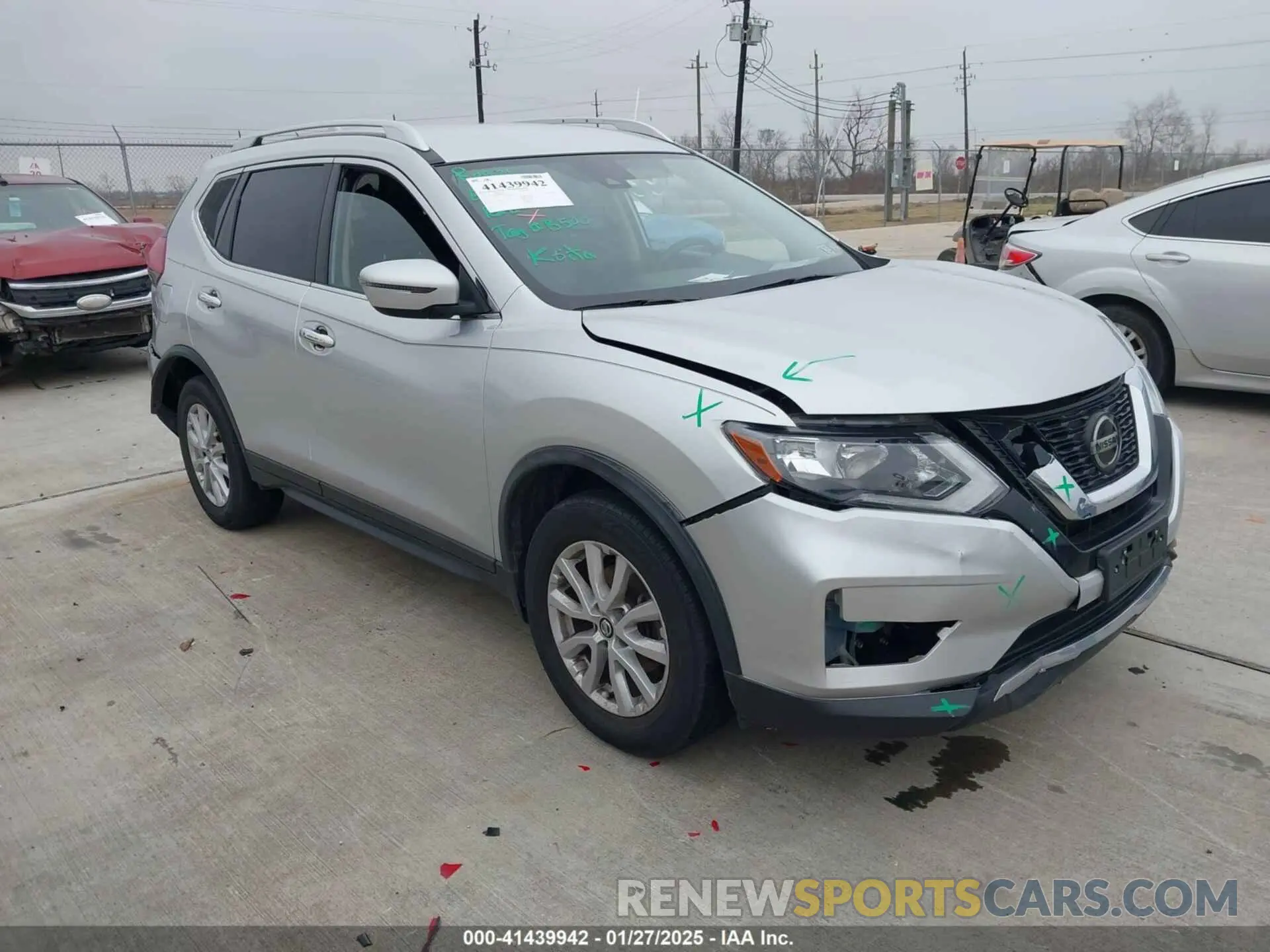1 Photograph of a damaged car JN8AT2MV6KW382956 NISSAN ROGUE 2019