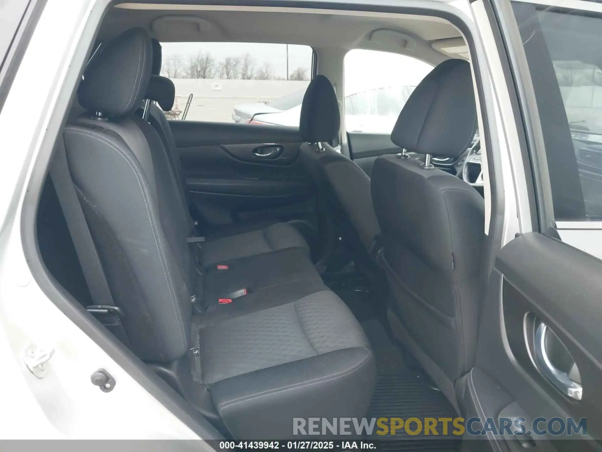 8 Photograph of a damaged car JN8AT2MV6KW382956 NISSAN ROGUE 2019