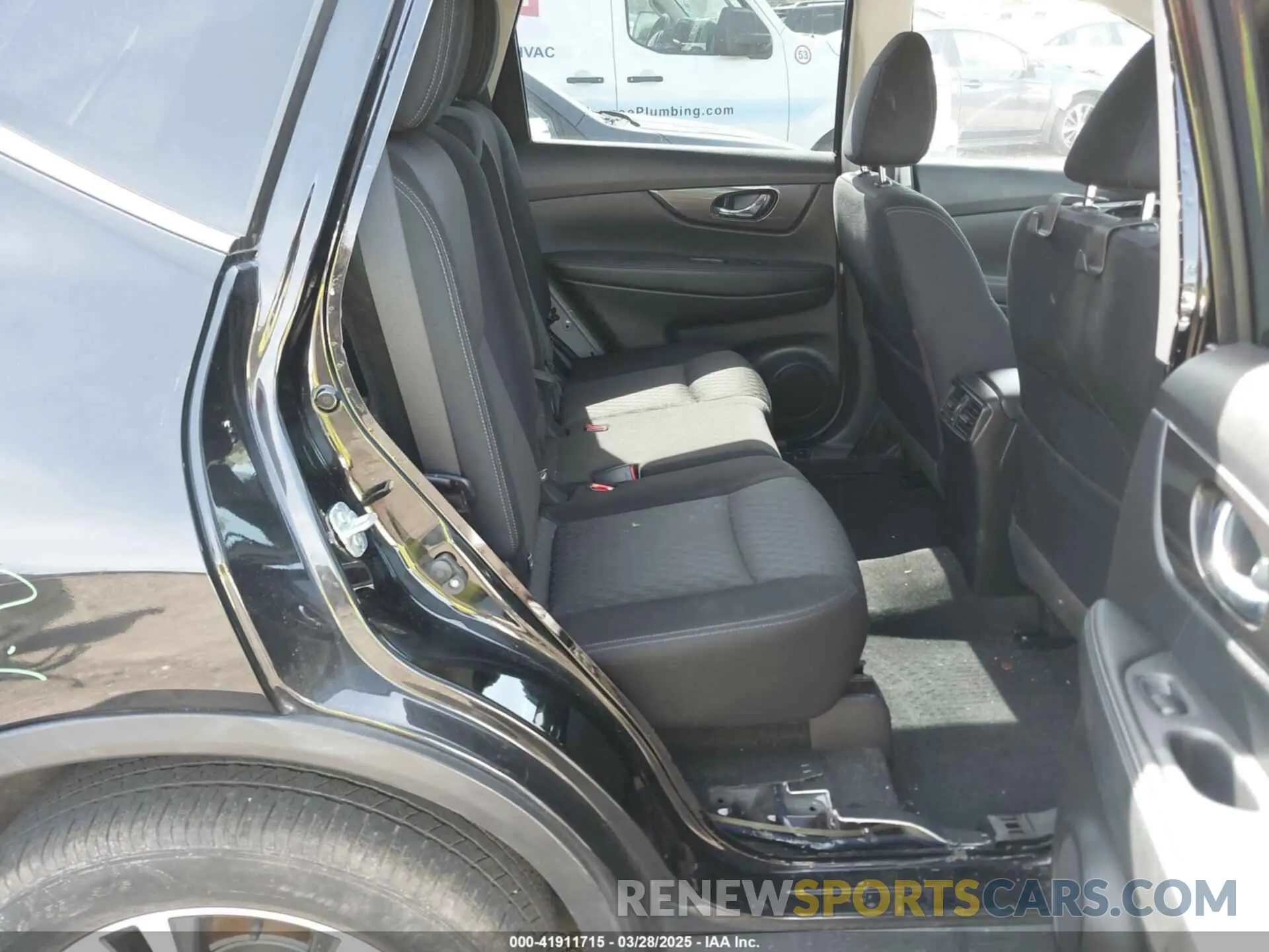 8 Photograph of a damaged car JN8AT2MV6KW384593 NISSAN ROGUE 2019
