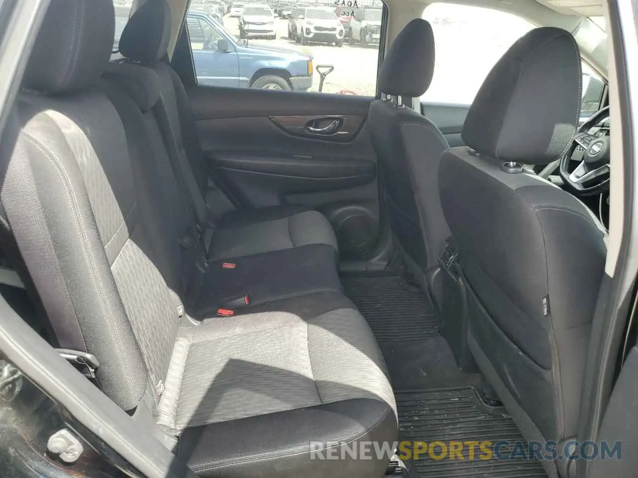 11 Photograph of a damaged car JN8AT2MV6KW396503 NISSAN ROGUE 2019