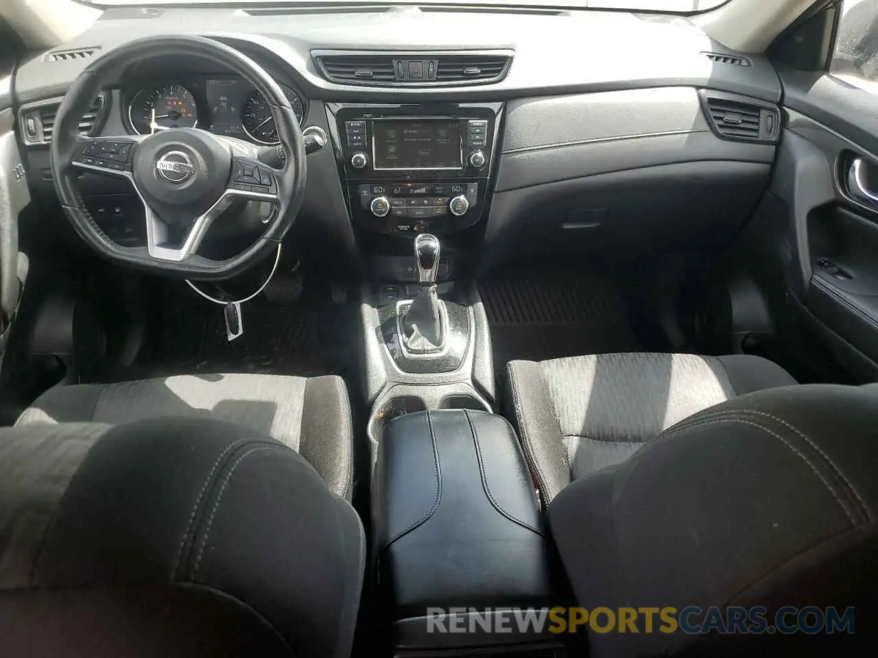 8 Photograph of a damaged car JN8AT2MV6KW396503 NISSAN ROGUE 2019