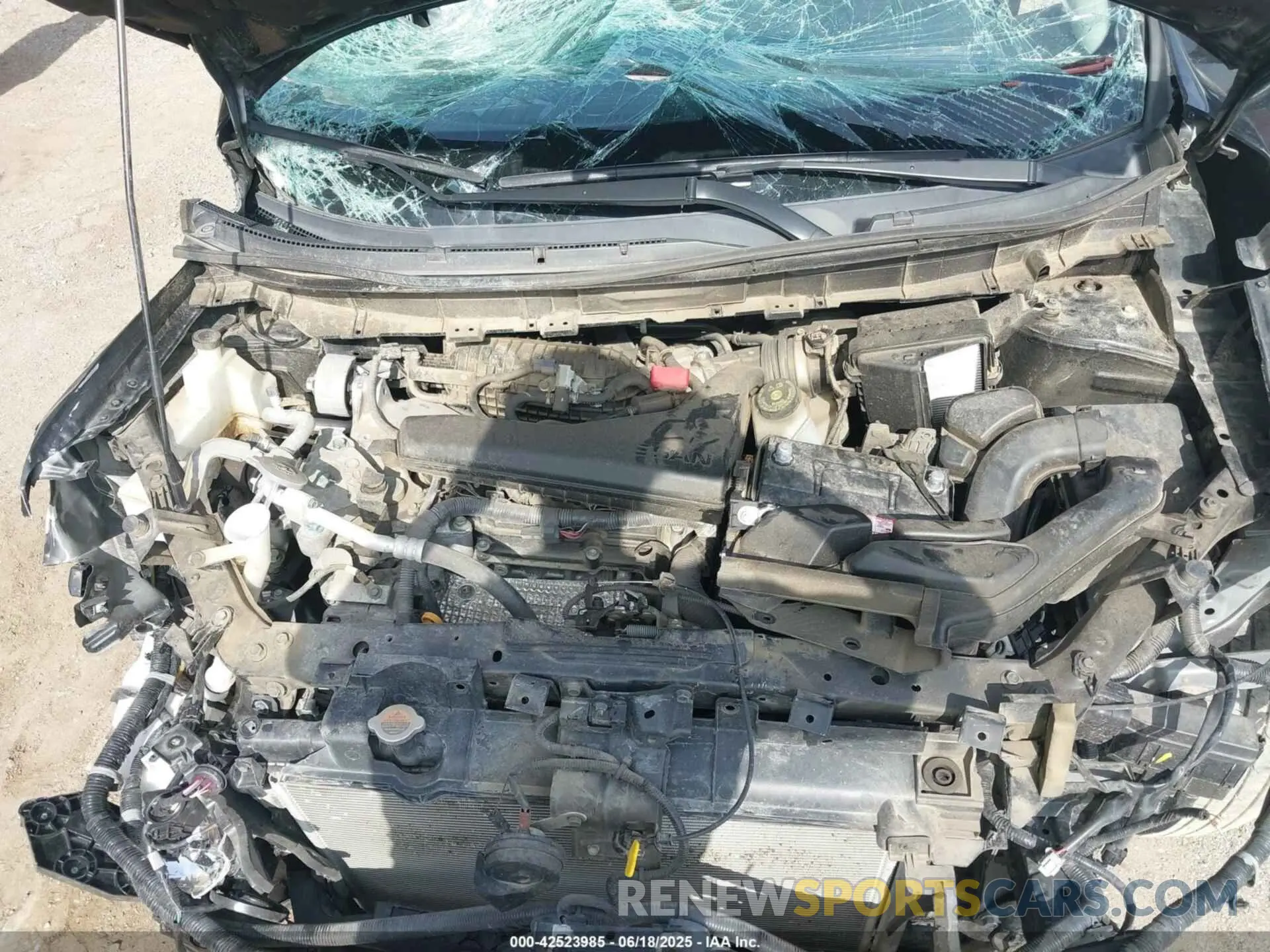 10 Photograph of a damaged car JN8AT2MV6KW402400 NISSAN ROGUE 2019