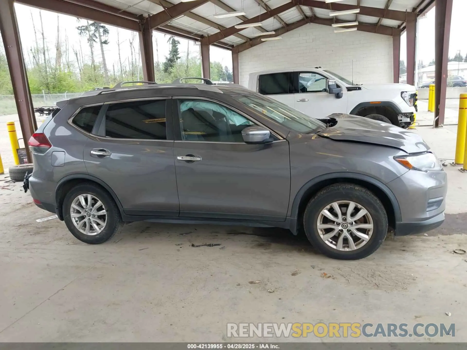 14 Photograph of a damaged car JN8AT2MV7KW390189 NISSAN ROGUE 2019