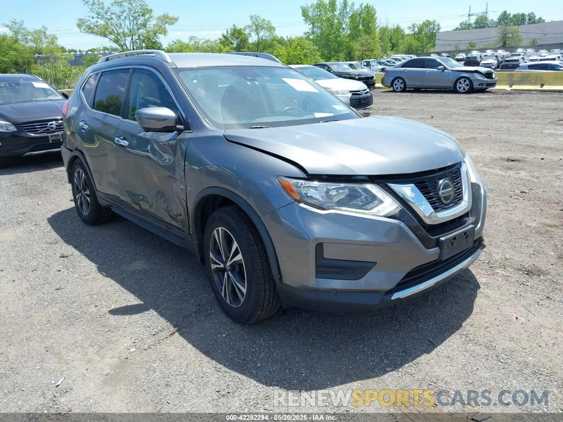 1 Photograph of a damaged car JN8AT2MV8KW370517 NISSAN ROGUE 2019