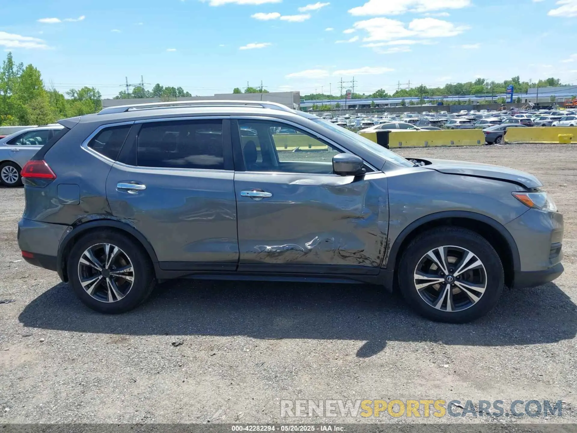 13 Photograph of a damaged car JN8AT2MV8KW370517 NISSAN ROGUE 2019
