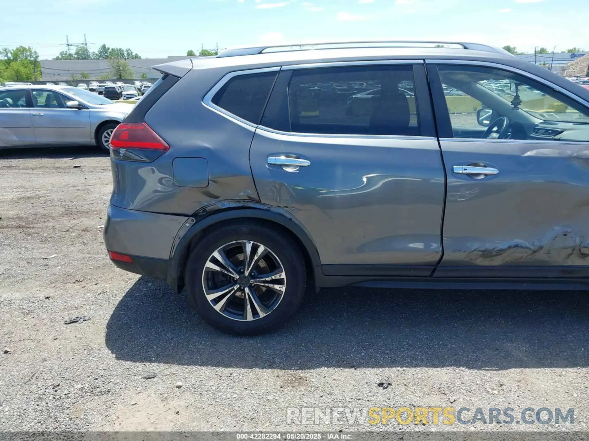 20 Photograph of a damaged car JN8AT2MV8KW370517 NISSAN ROGUE 2019