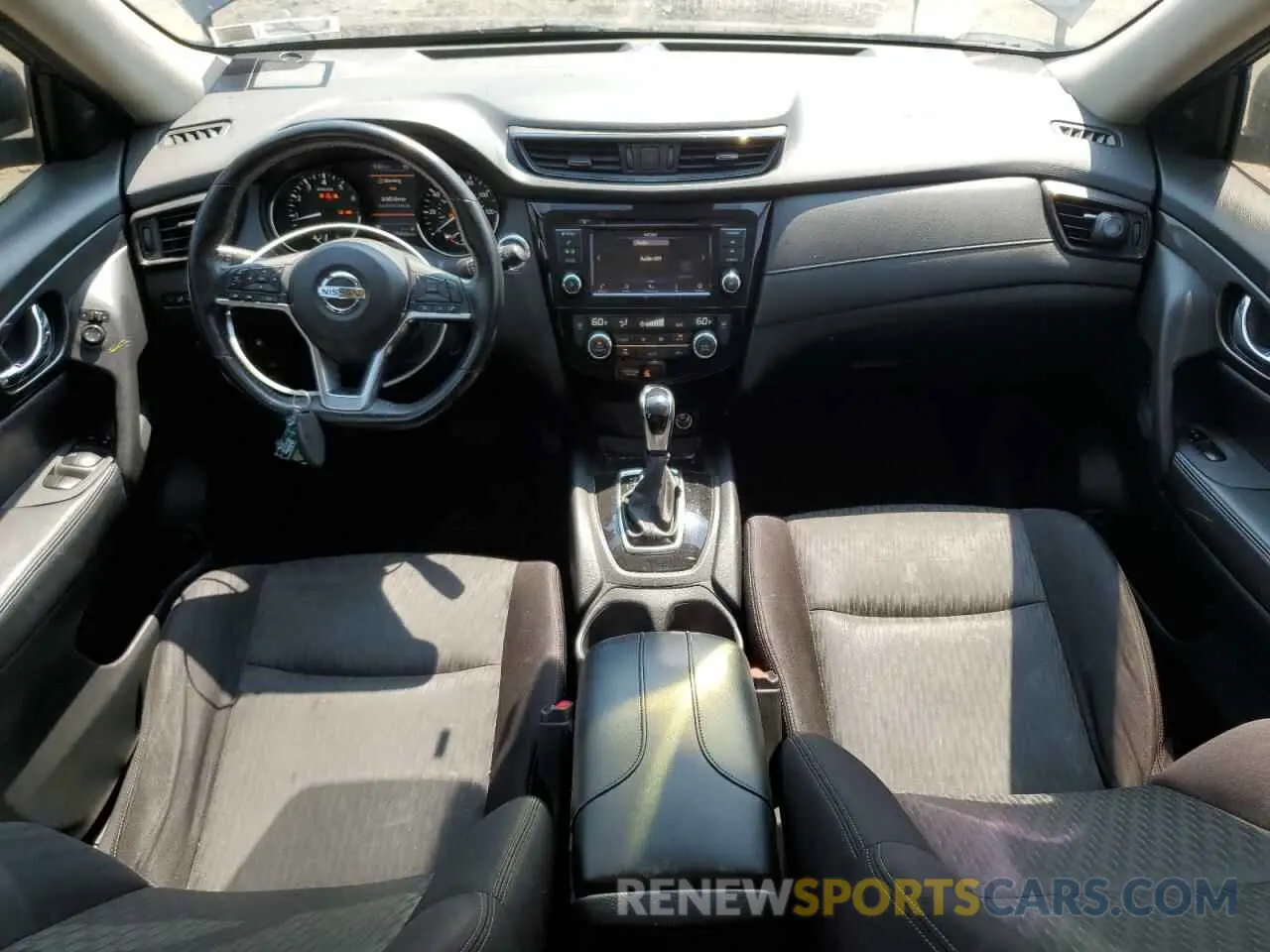 8 Photograph of a damaged car JN8AT2MV8KW376429 NISSAN ROGUE 2019