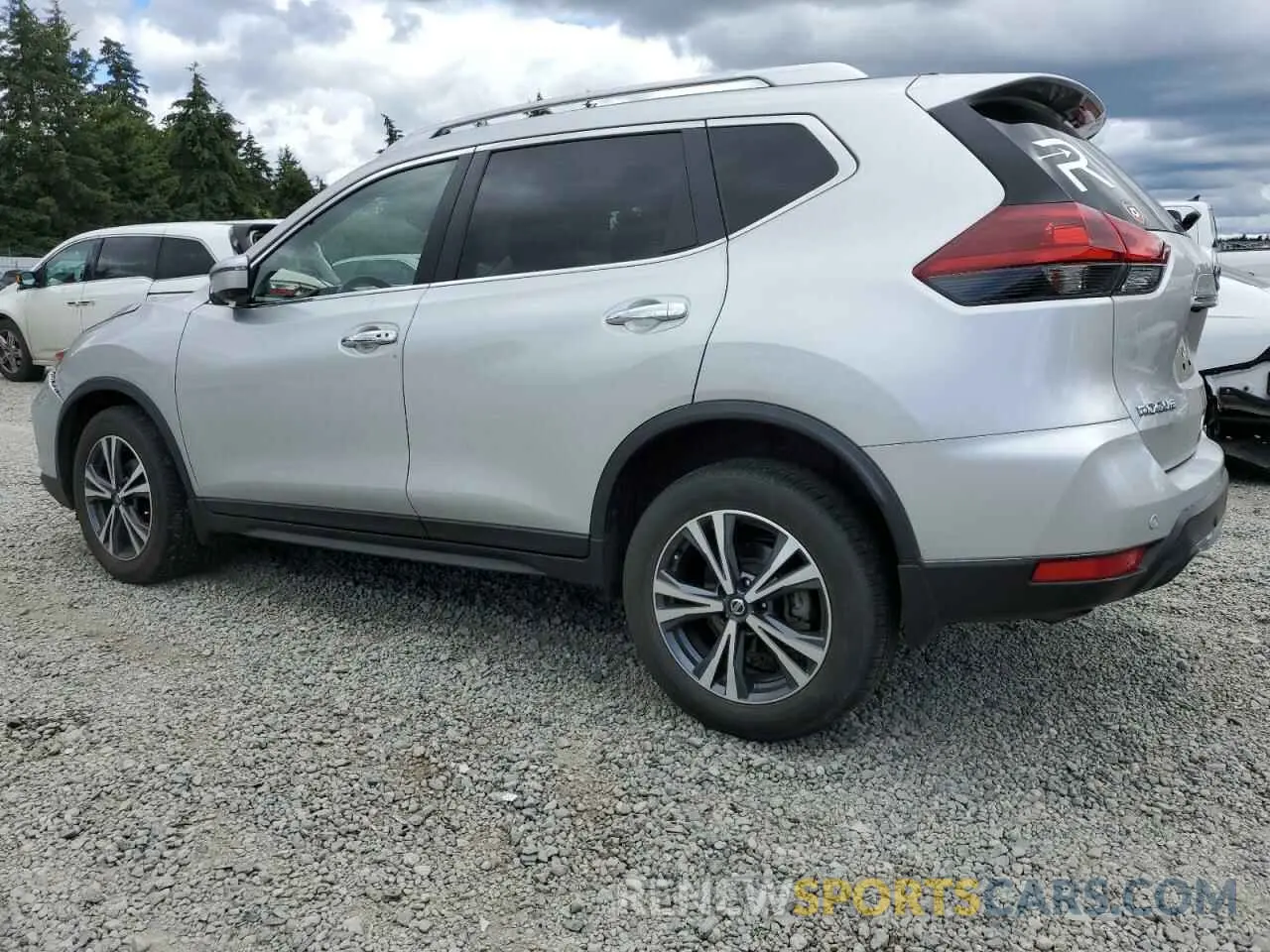 2 Photograph of a damaged car JN8AT2MV8KW389956 NISSAN ROGUE 2019
