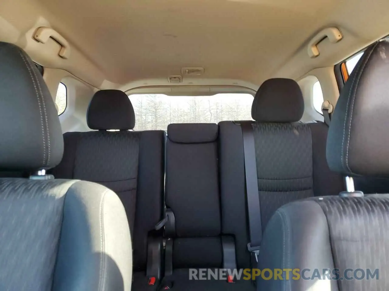 10 Photograph of a damaged car JN8AT2MV9KW372535 NISSAN ROGUE 2019
