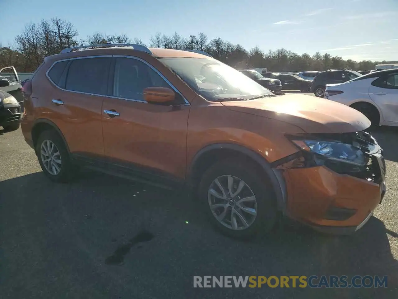 4 Photograph of a damaged car JN8AT2MV9KW372535 NISSAN ROGUE 2019
