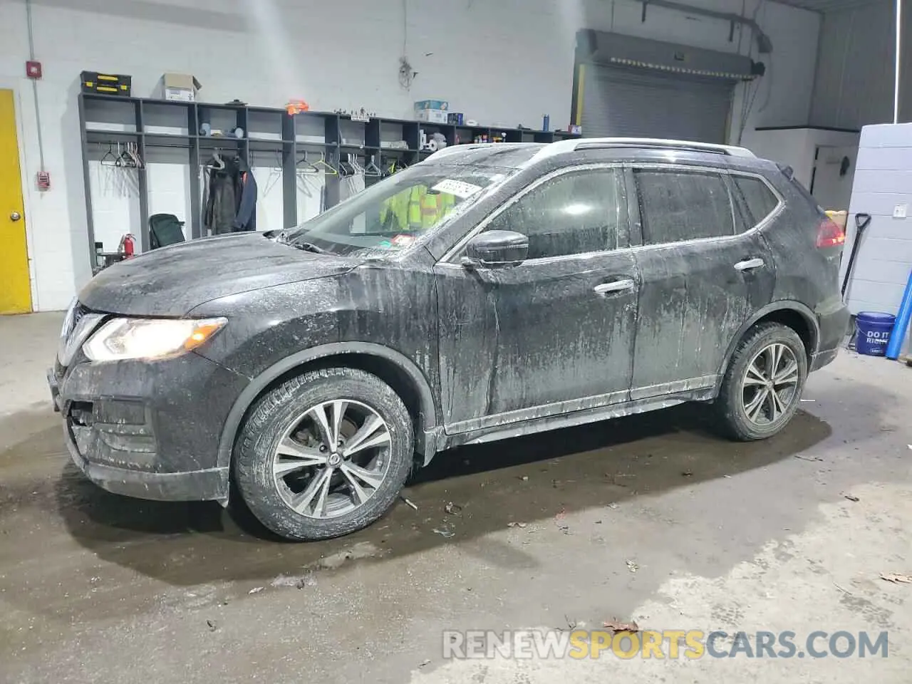 1 Photograph of a damaged car JN8AT2MV9KW377752 NISSAN ROGUE 2019