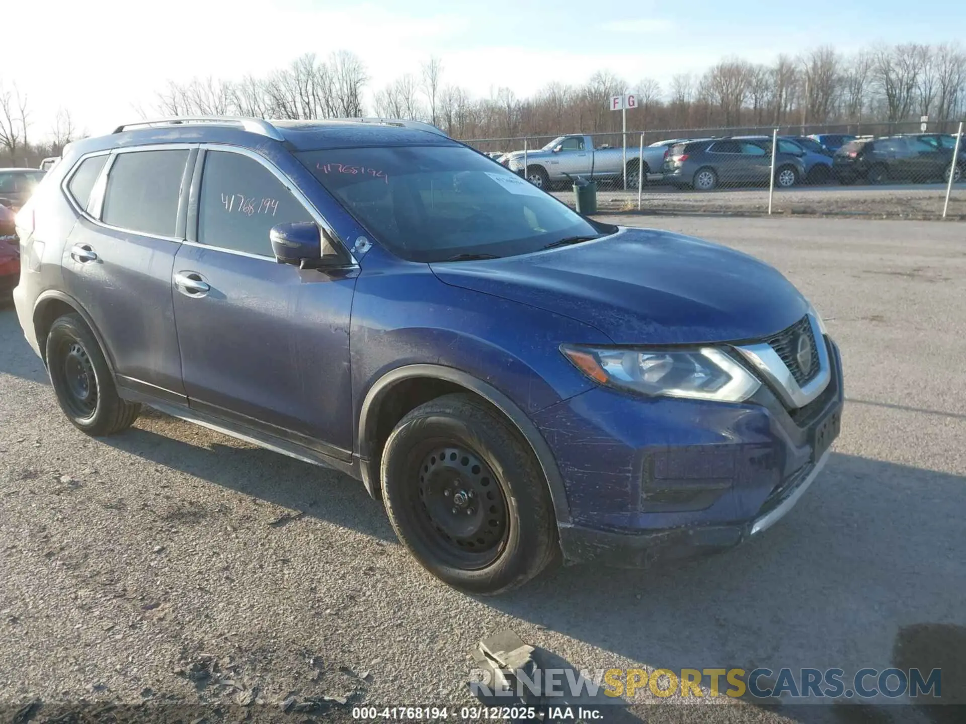 1 Photograph of a damaged car JN8AT2MV9KW379176 NISSAN ROGUE 2019