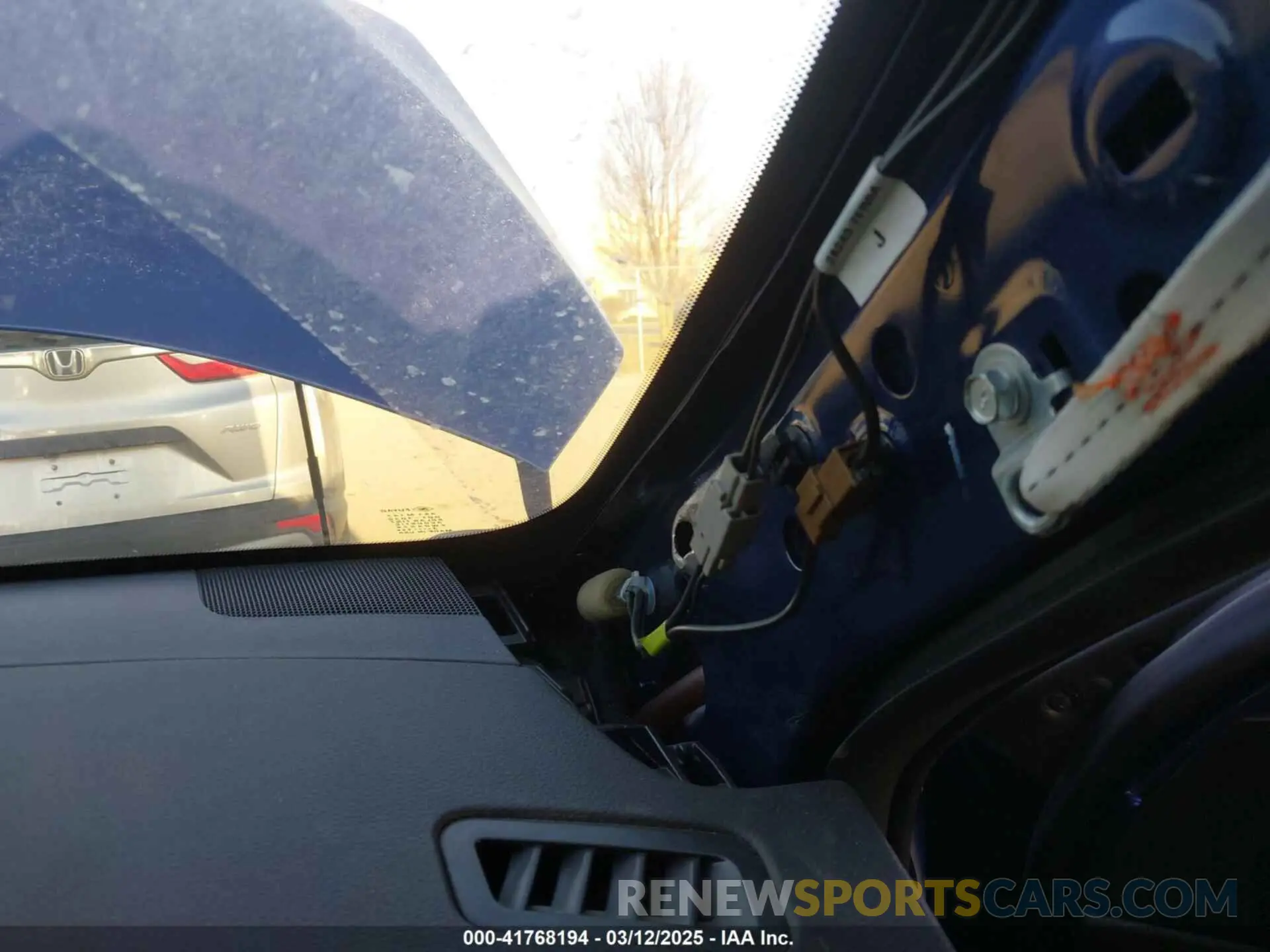 12 Photograph of a damaged car JN8AT2MV9KW379176 NISSAN ROGUE 2019