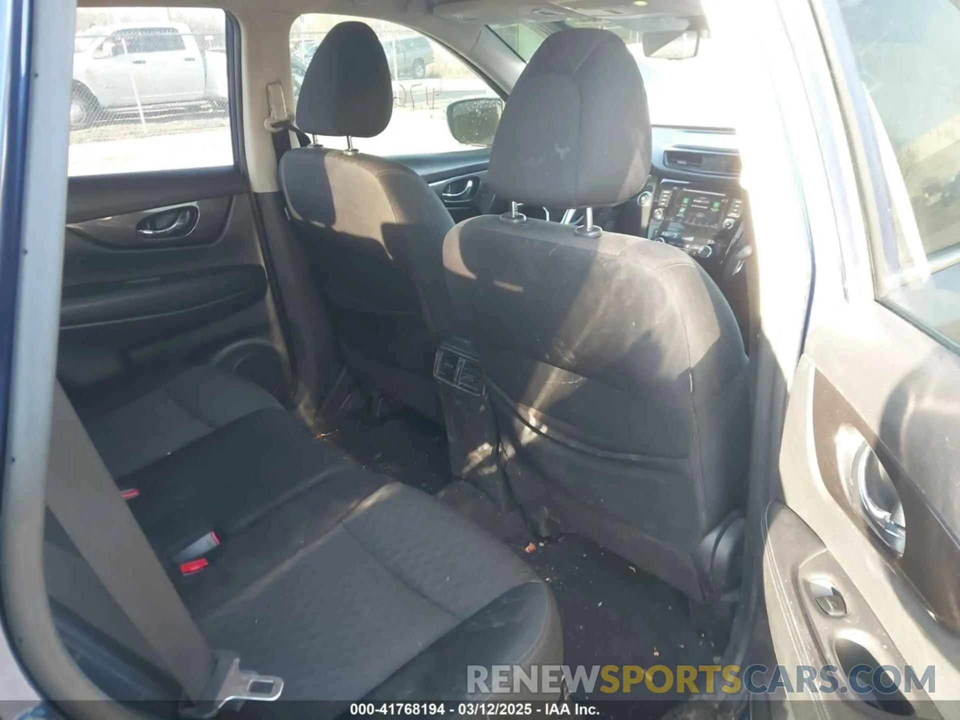 8 Photograph of a damaged car JN8AT2MV9KW379176 NISSAN ROGUE 2019