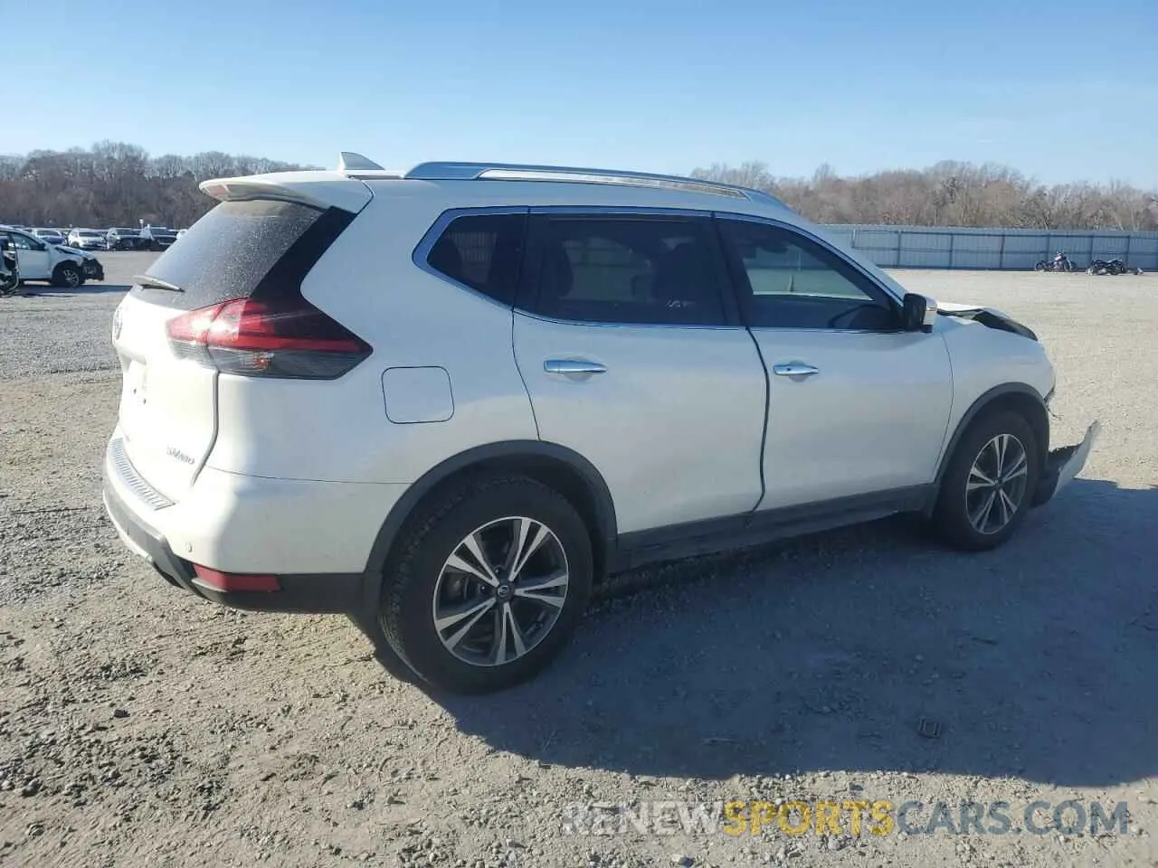3 Photograph of a damaged car JN8AT2MV9KW385818 NISSAN ROGUE 2019