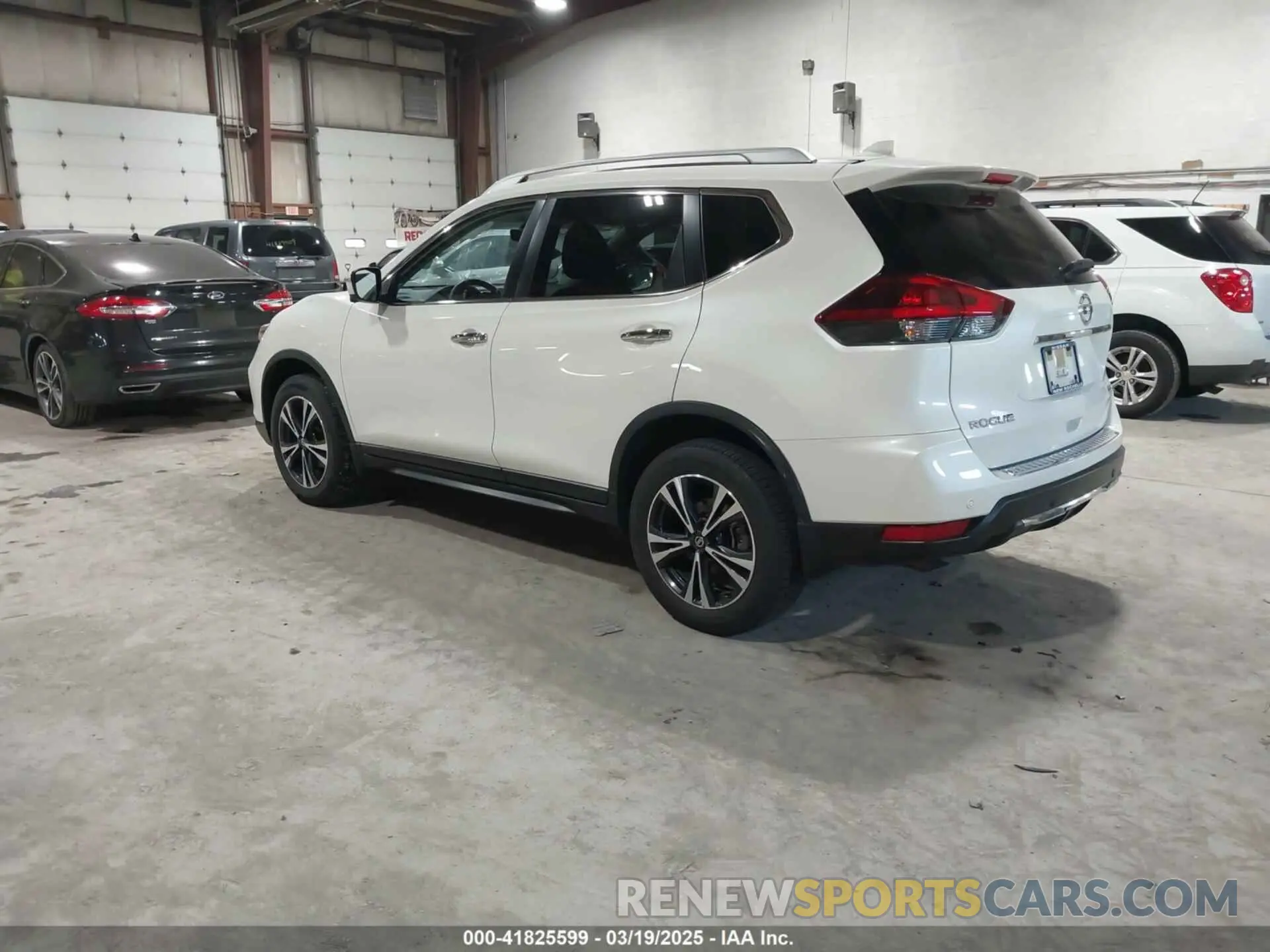3 Photograph of a damaged car JN8AT2MV9KW397564 NISSAN ROGUE 2019