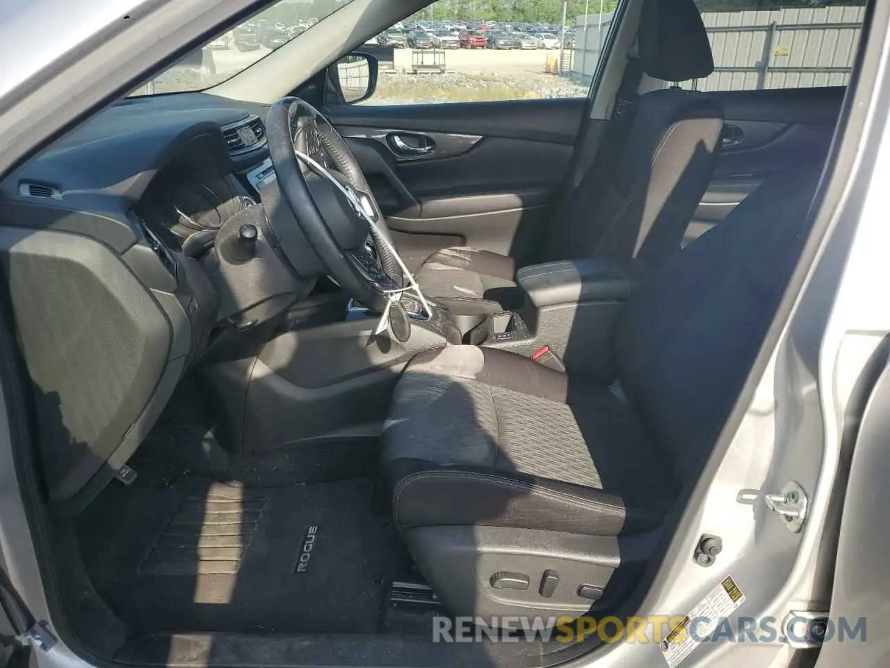 7 Photograph of a damaged car JN8AT2MVXKW373869 NISSAN ROGUE 2019