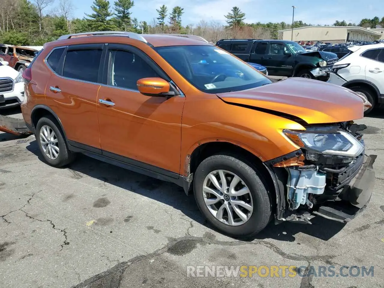4 Photograph of a damaged car JN8AT2MVXKW376447 NISSAN ROGUE 2019