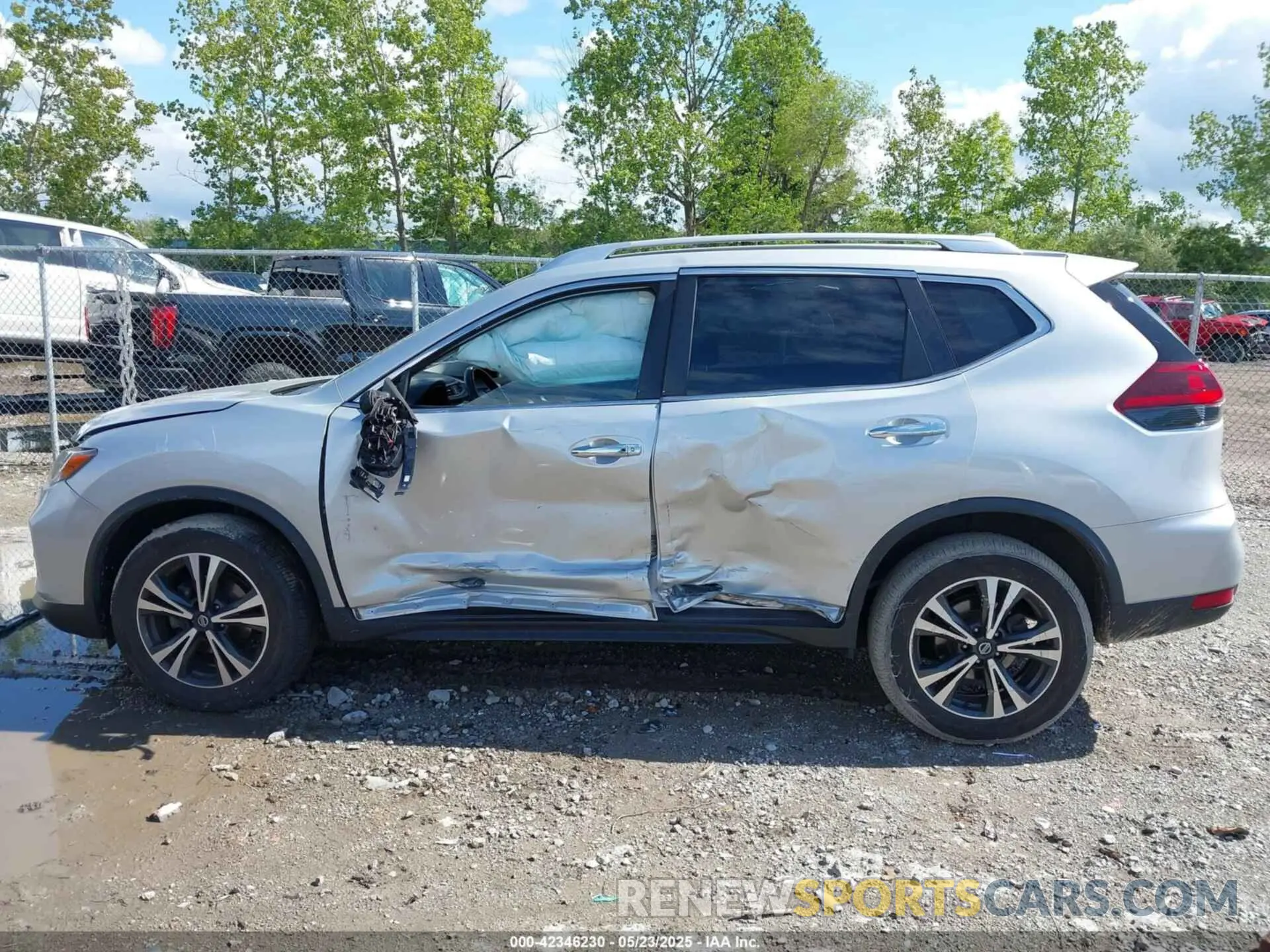 15 Photograph of a damaged car JN8AT2MVXKW379252 NISSAN ROGUE 2019