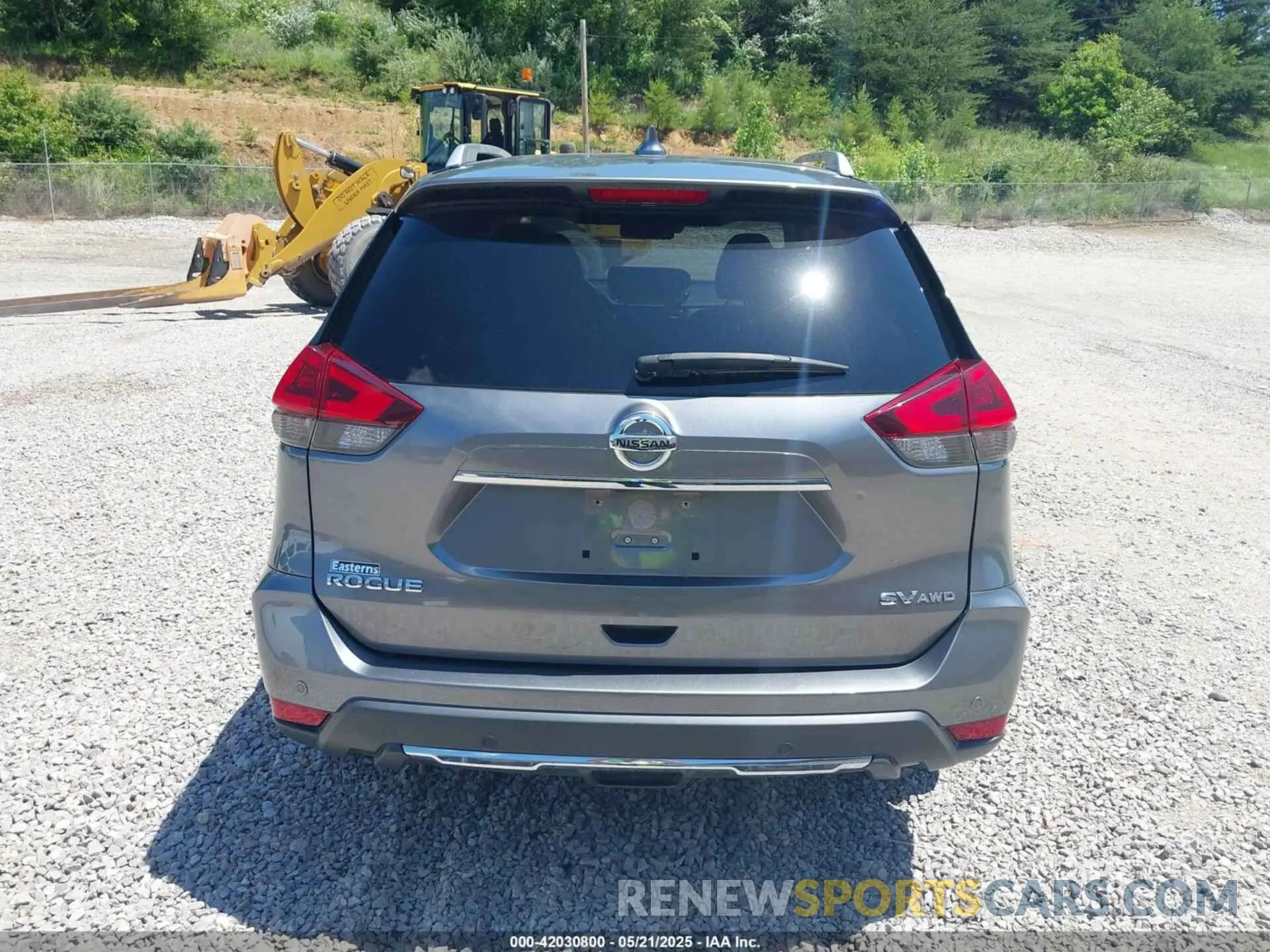 17 Photograph of a damaged car JN8AT2MVXKW379560 NISSAN ROGUE 2019