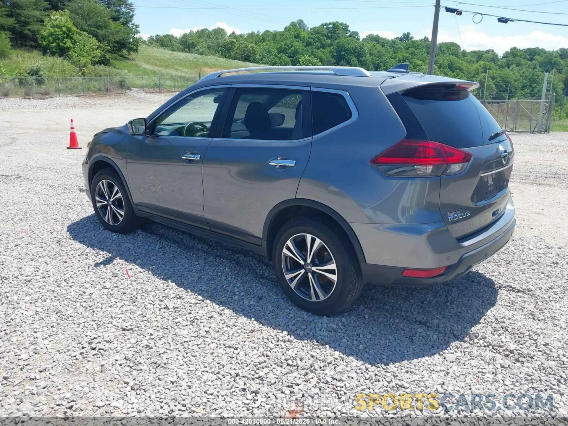 3 Photograph of a damaged car JN8AT2MVXKW379560 NISSAN ROGUE 2019