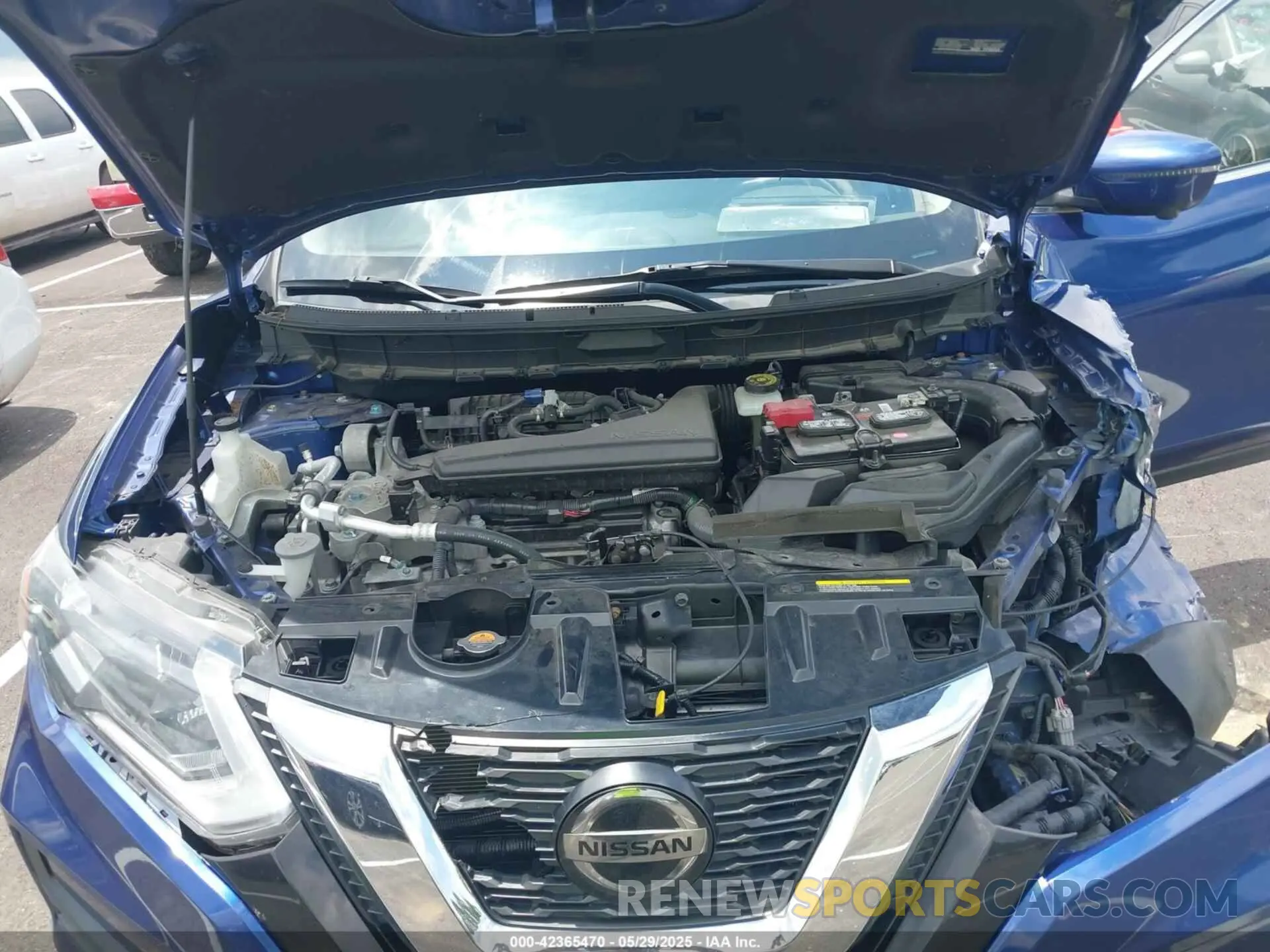 10 Photograph of a damaged car JN8AT2MVXKW386900 NISSAN ROGUE 2019