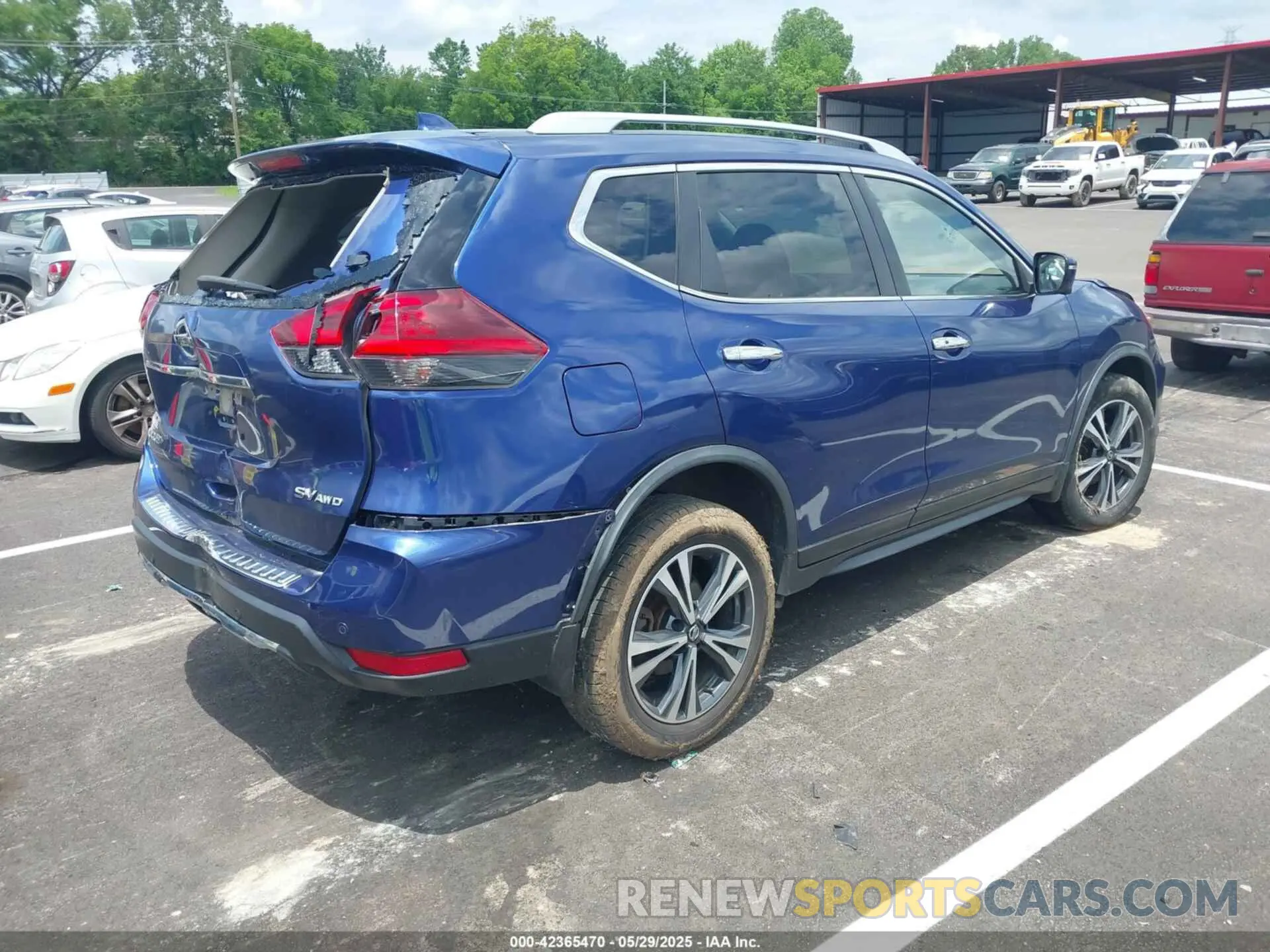 4 Photograph of a damaged car JN8AT2MVXKW386900 NISSAN ROGUE 2019