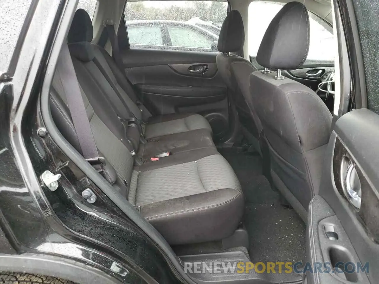 10 Photograph of a damaged car JN8AT2MVXKW394317 NISSAN ROGUE 2019