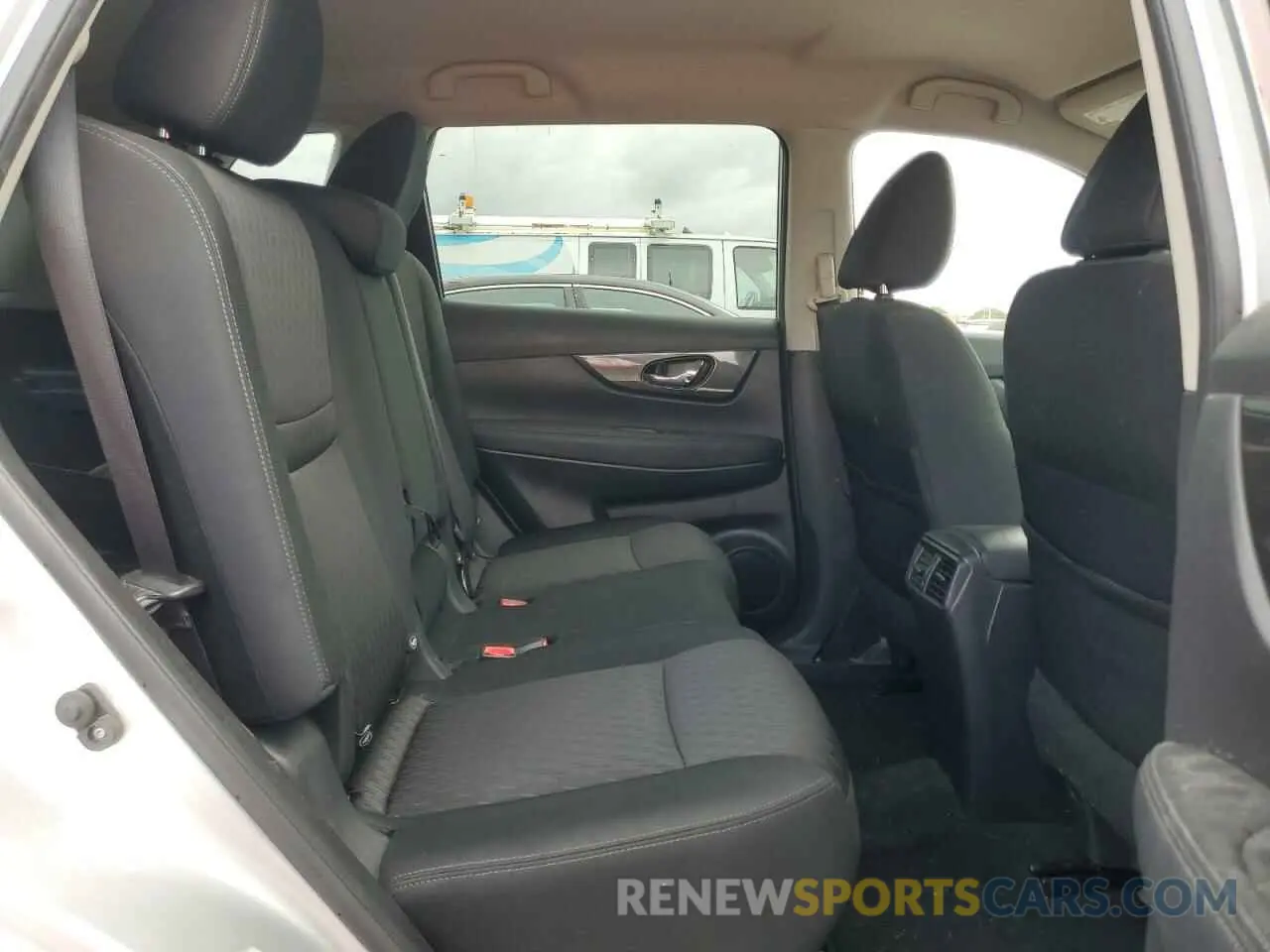 11 Photograph of a damaged car KNMAT2MT0KP516221 NISSAN ROGUE 2019