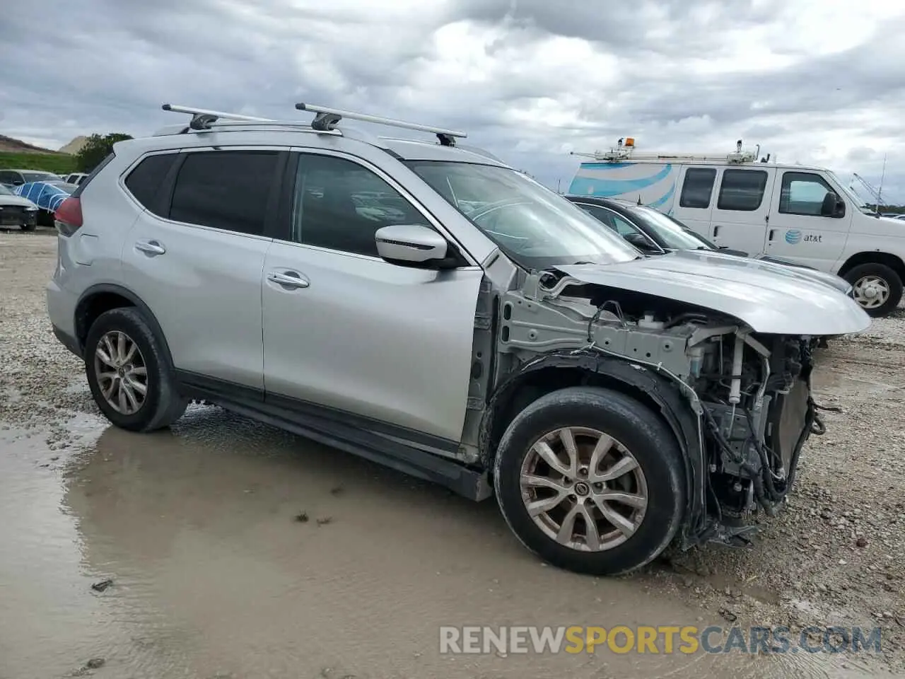 4 Photograph of a damaged car KNMAT2MT0KP516221 NISSAN ROGUE 2019