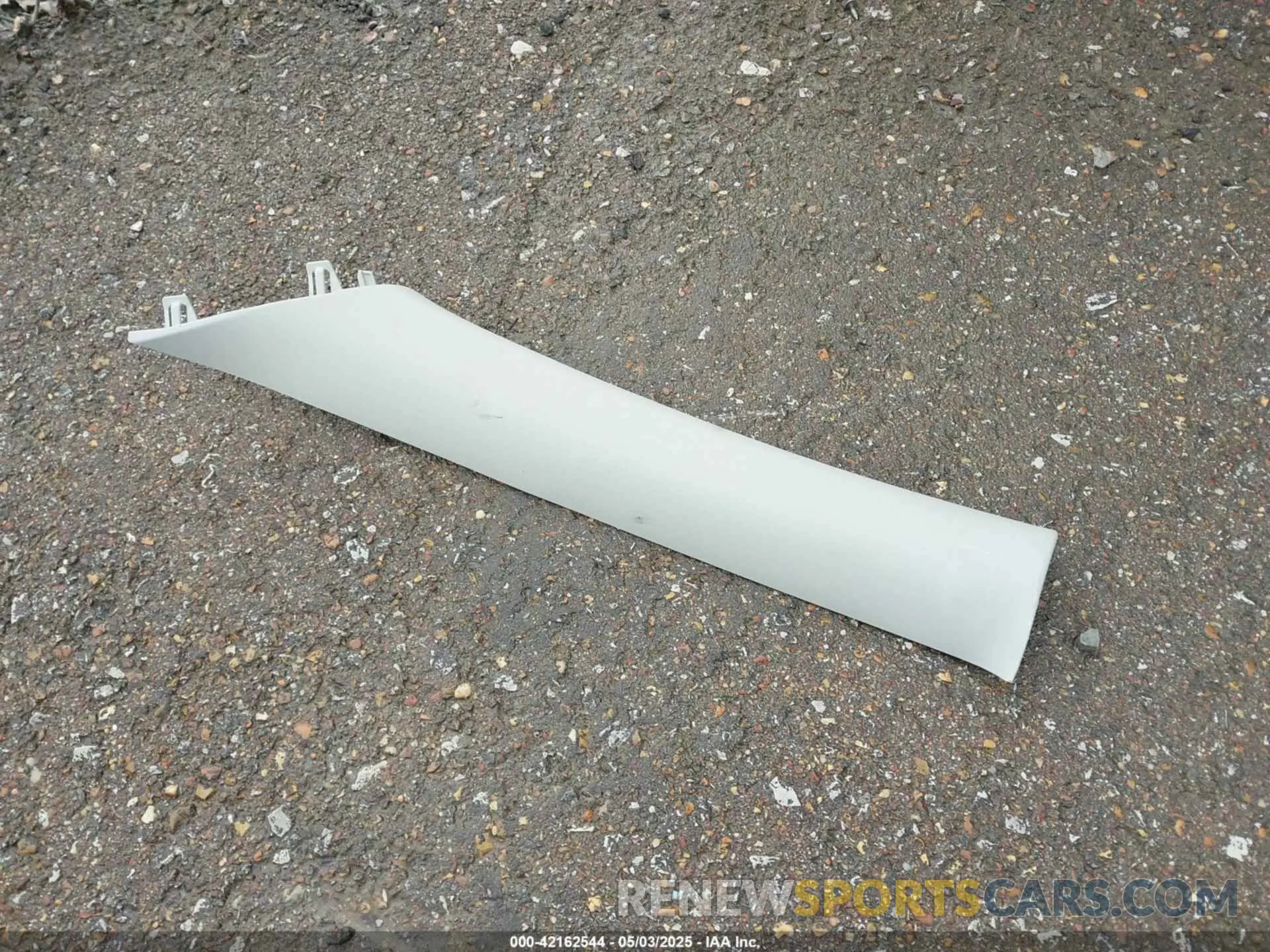 12 Photograph of a damaged car KNMAT2MT0KP526358 NISSAN ROGUE 2019