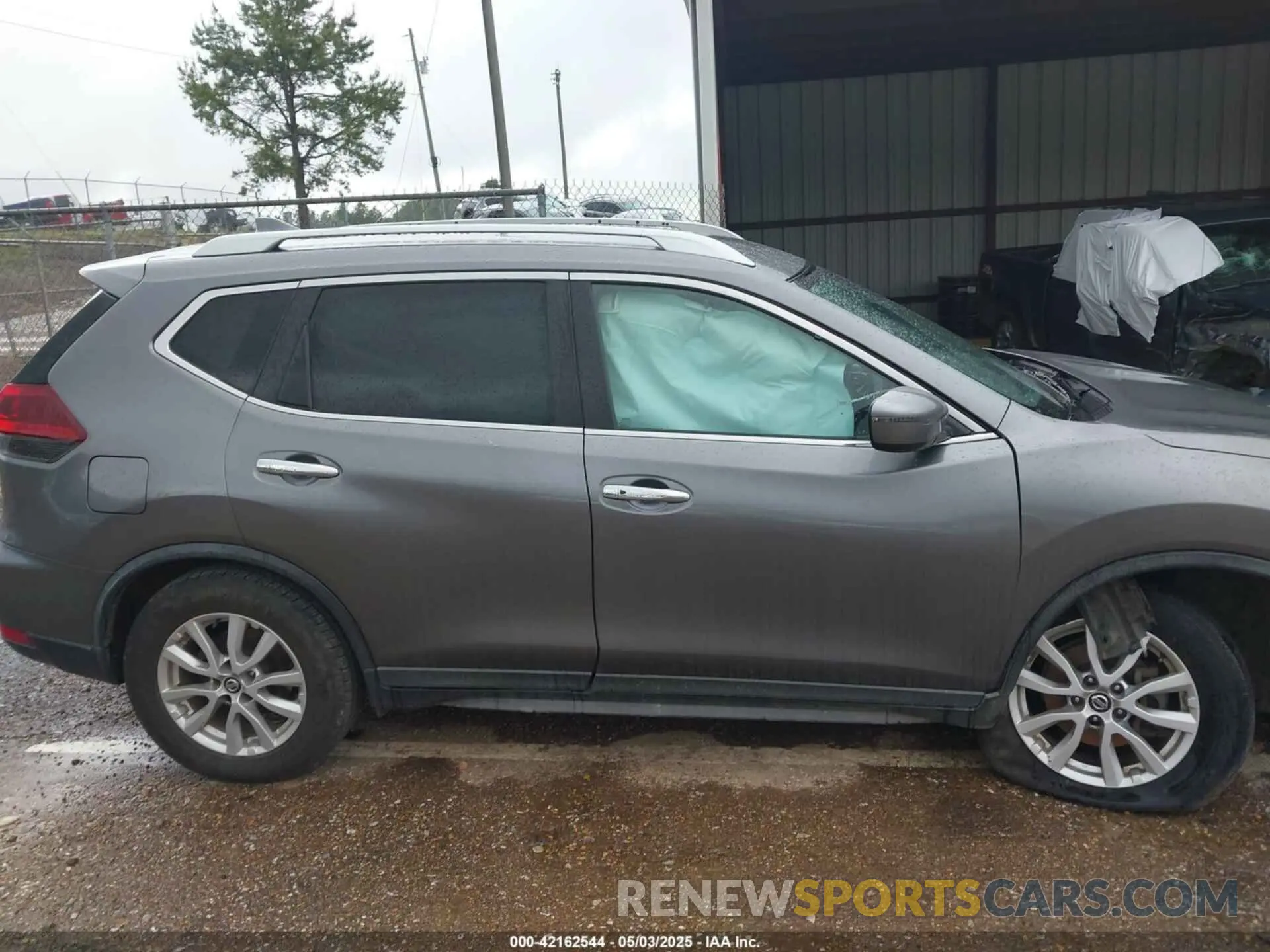 14 Photograph of a damaged car KNMAT2MT0KP526358 NISSAN ROGUE 2019