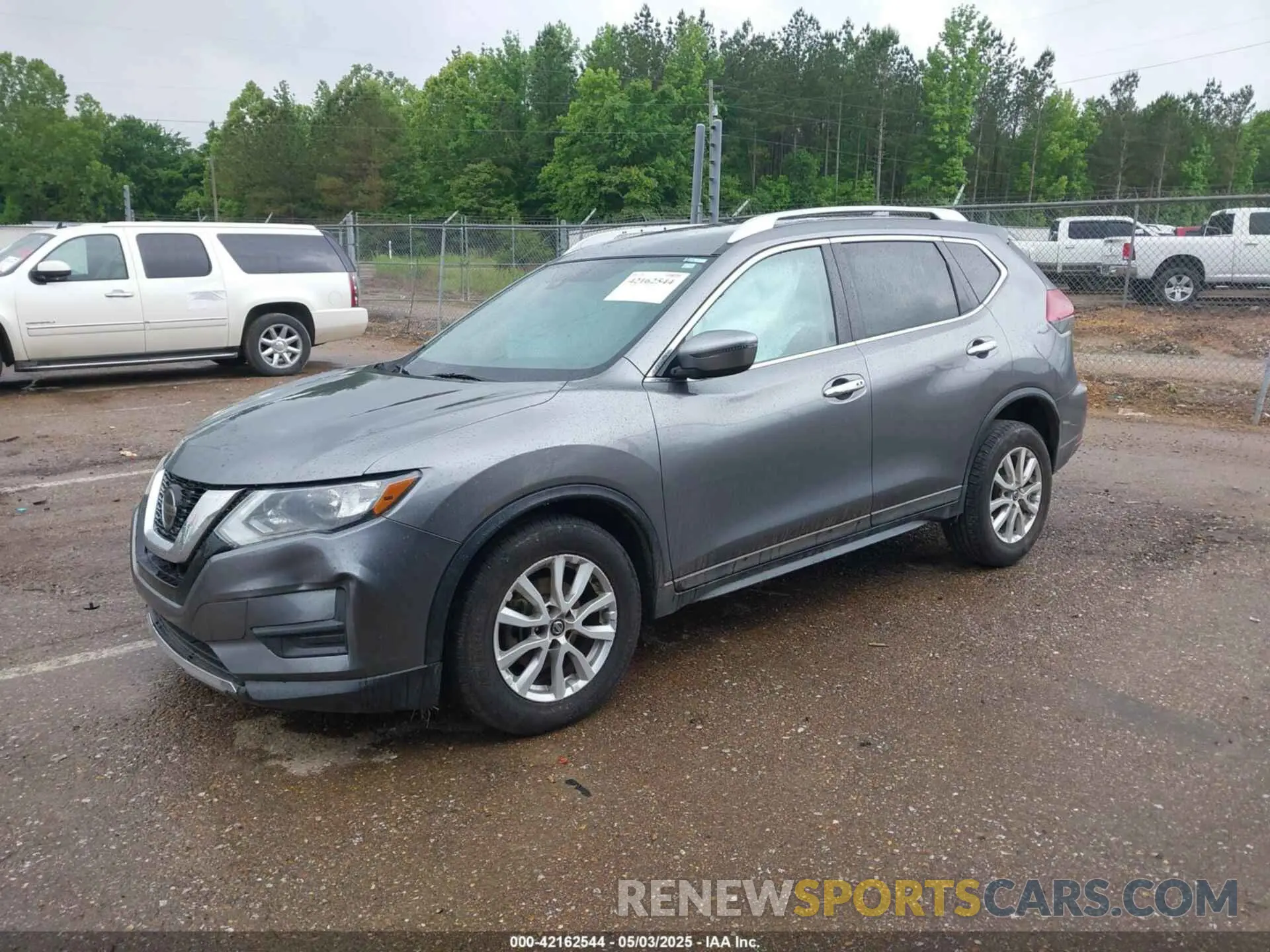2 Photograph of a damaged car KNMAT2MT0KP526358 NISSAN ROGUE 2019