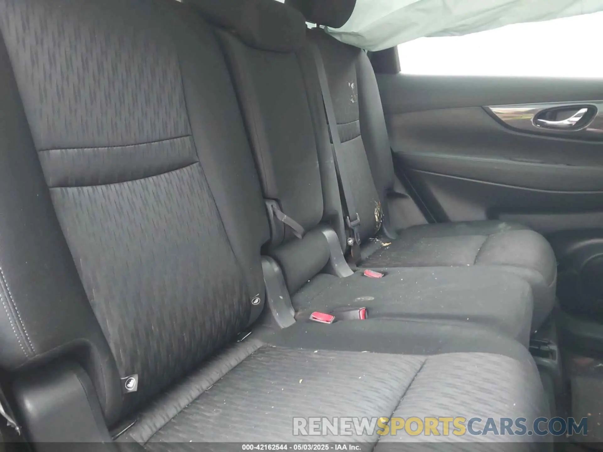 8 Photograph of a damaged car KNMAT2MT0KP526358 NISSAN ROGUE 2019