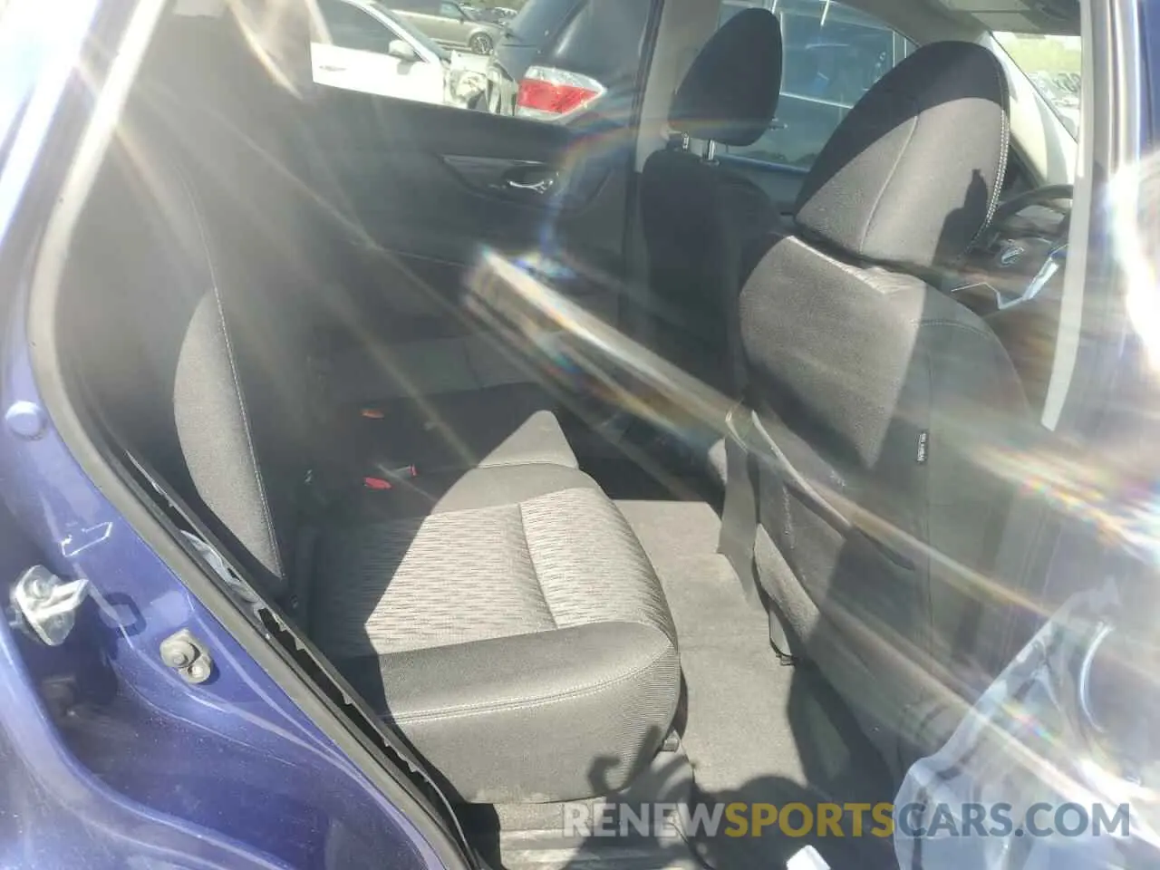 10 Photograph of a damaged car KNMAT2MT0KP558078 NISSAN ROGUE 2019