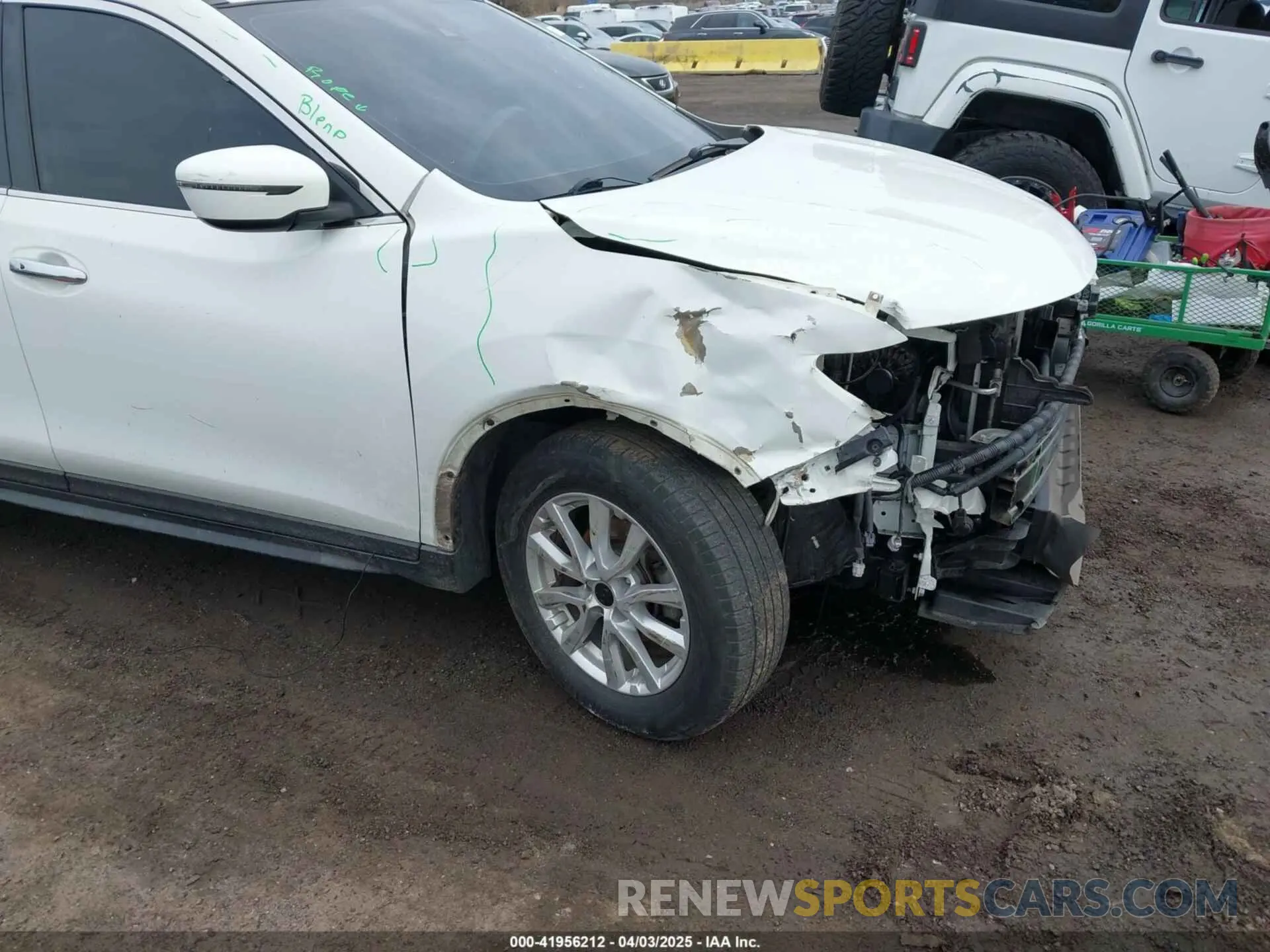 17 Photograph of a damaged car KNMAT2MT1KP503090 NISSAN ROGUE 2019