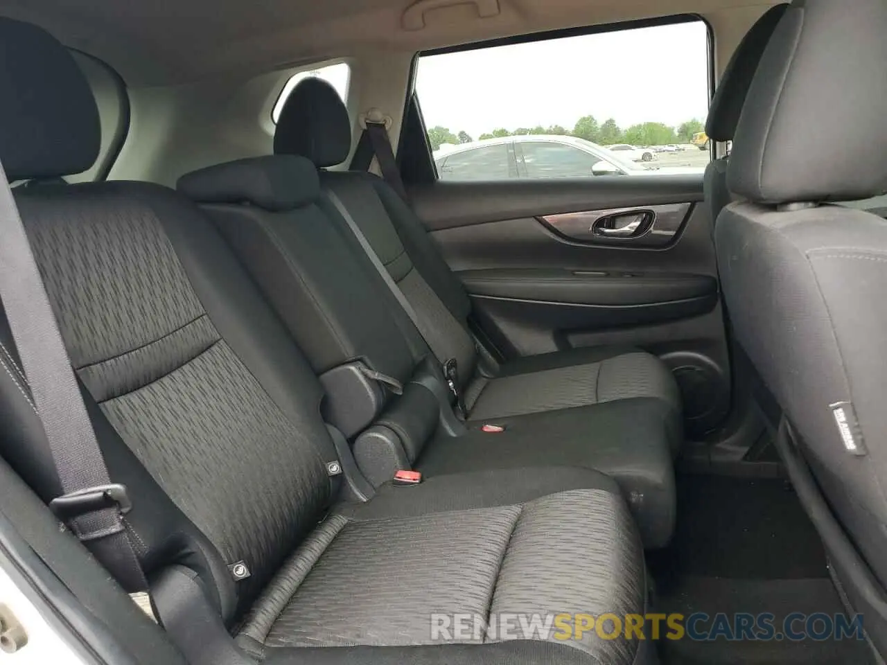 11 Photograph of a damaged car KNMAT2MT1KP550524 NISSAN ROGUE 2019