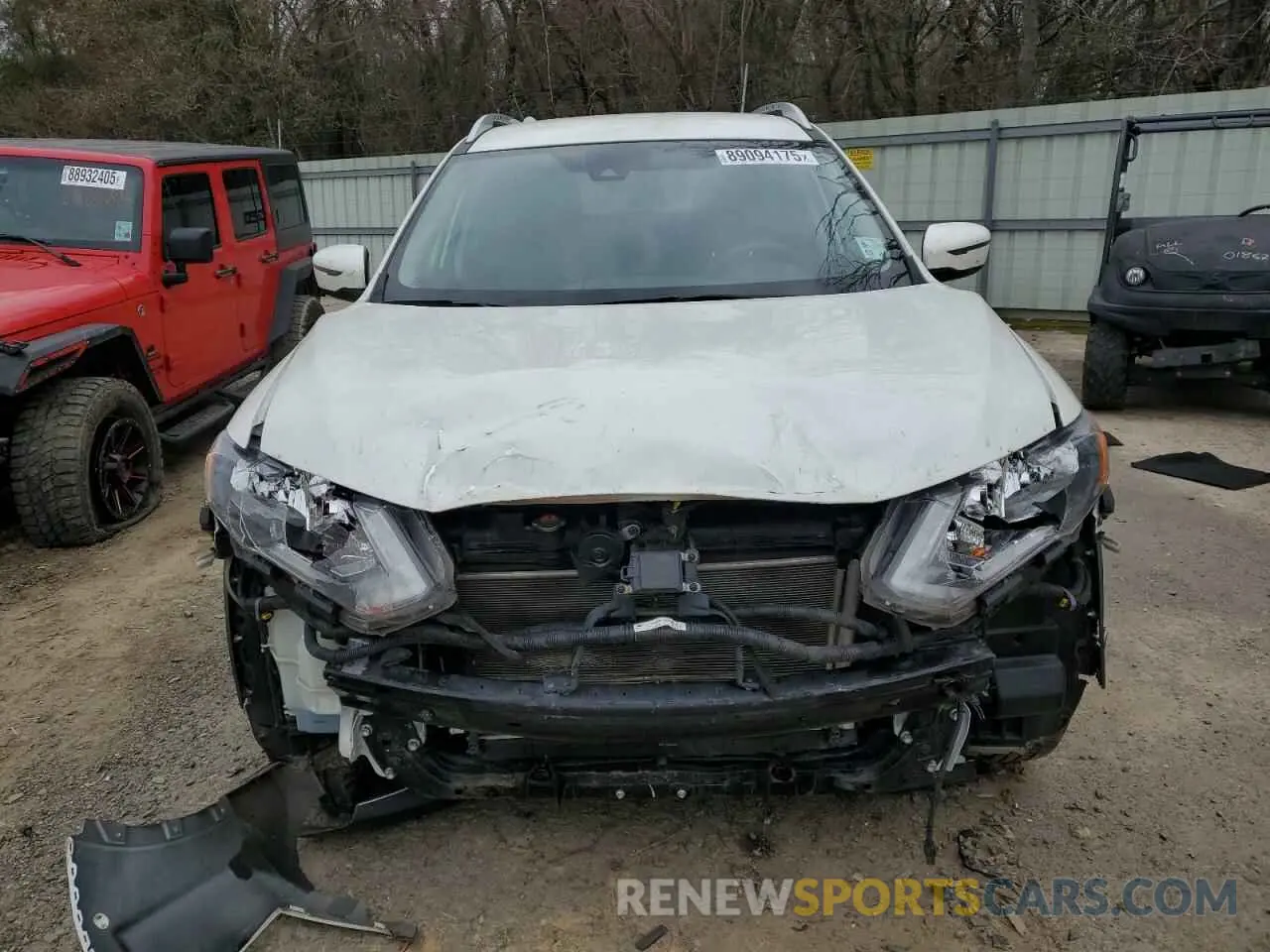 5 Photograph of a damaged car KNMAT2MT1KP557182 NISSAN ROGUE 2019
