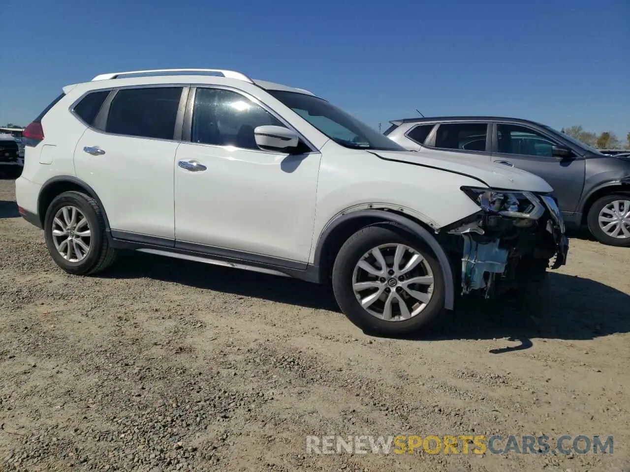 4 Photograph of a damaged car KNMAT2MT1KP558851 NISSAN ROGUE 2019
