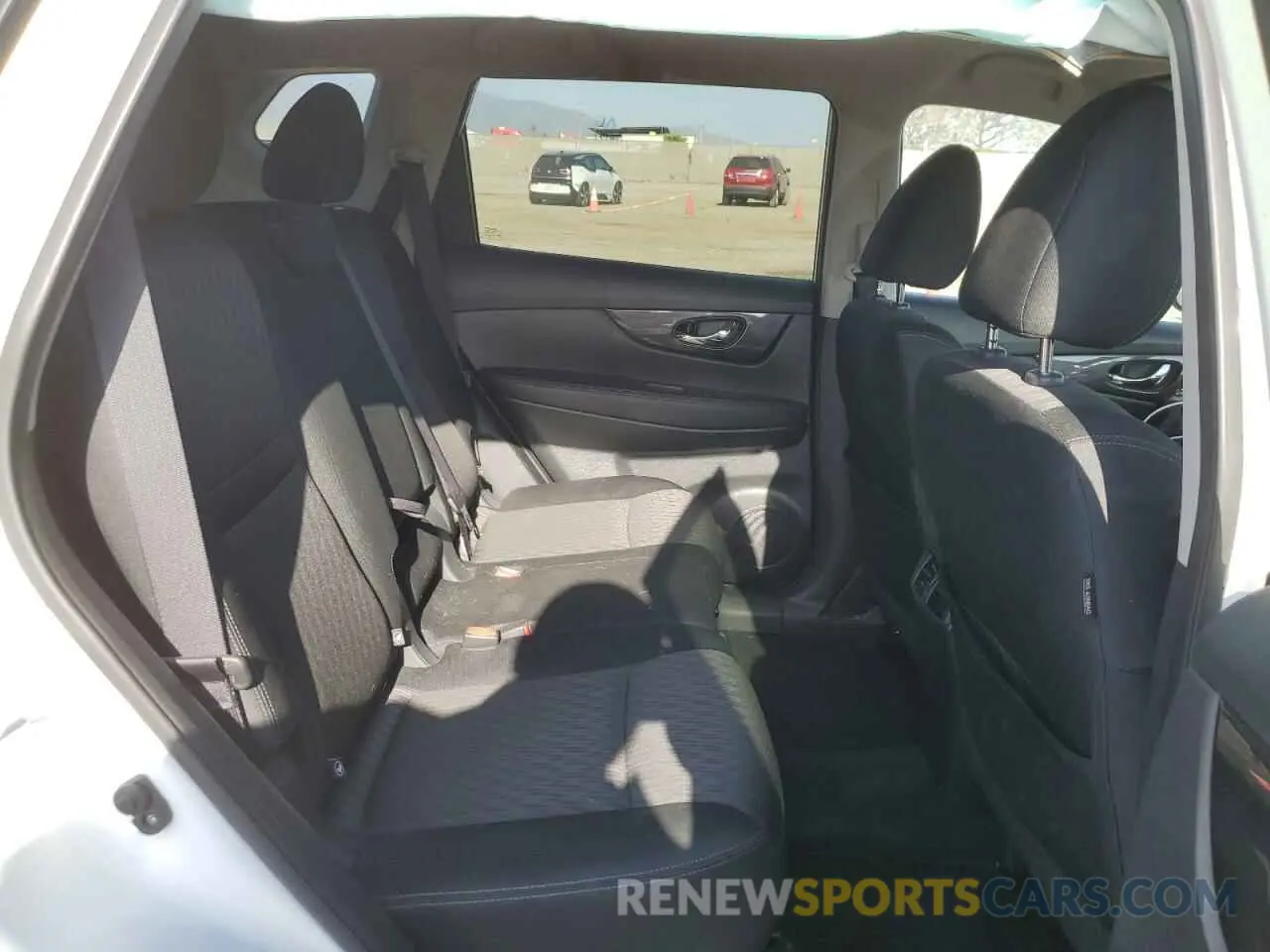 11 Photograph of a damaged car KNMAT2MT2KP500540 NISSAN ROGUE 2019
